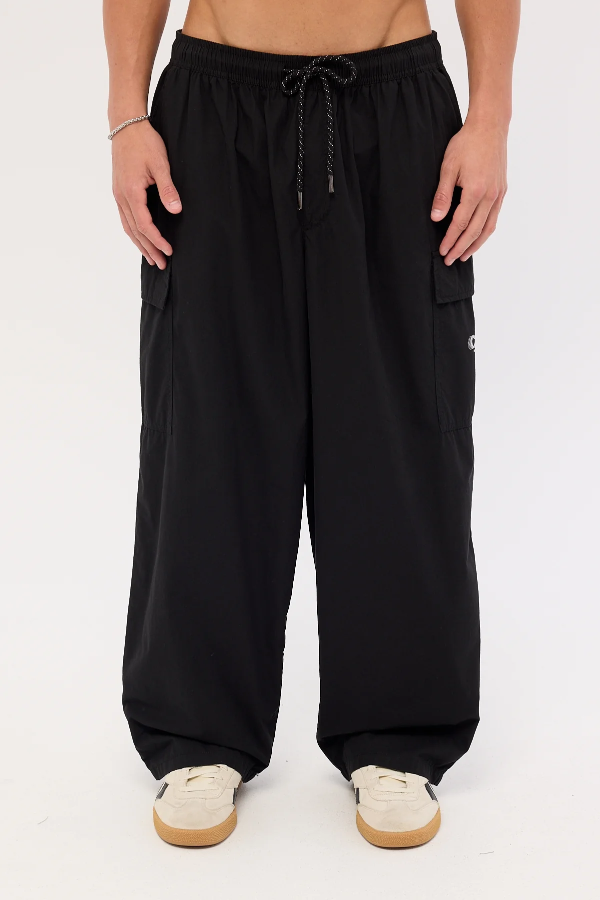Common Need Circuit Baggy Cargo Pant Black - Image 6