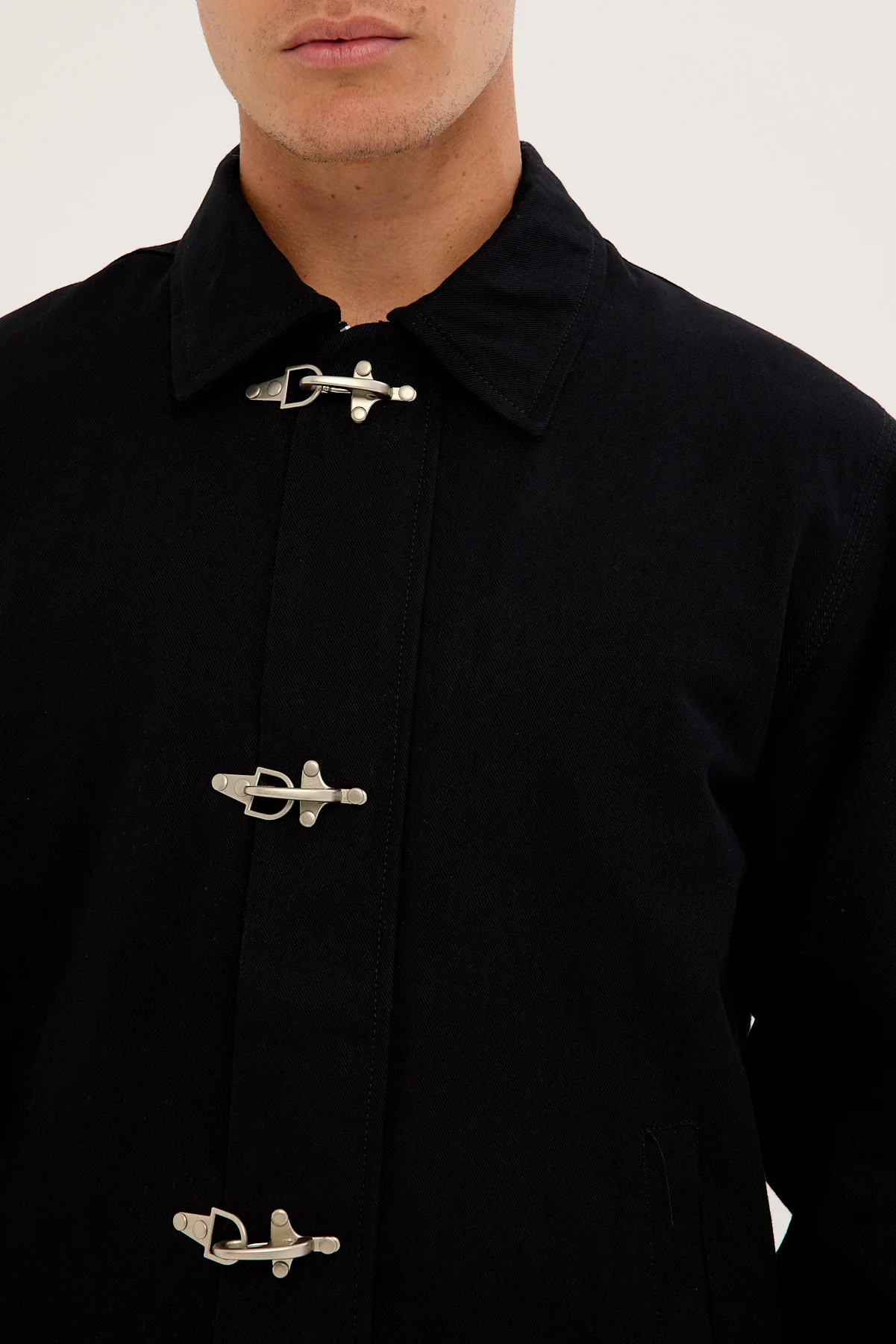 Common Need Colton Clasp Jacket Washed Black - Image 3