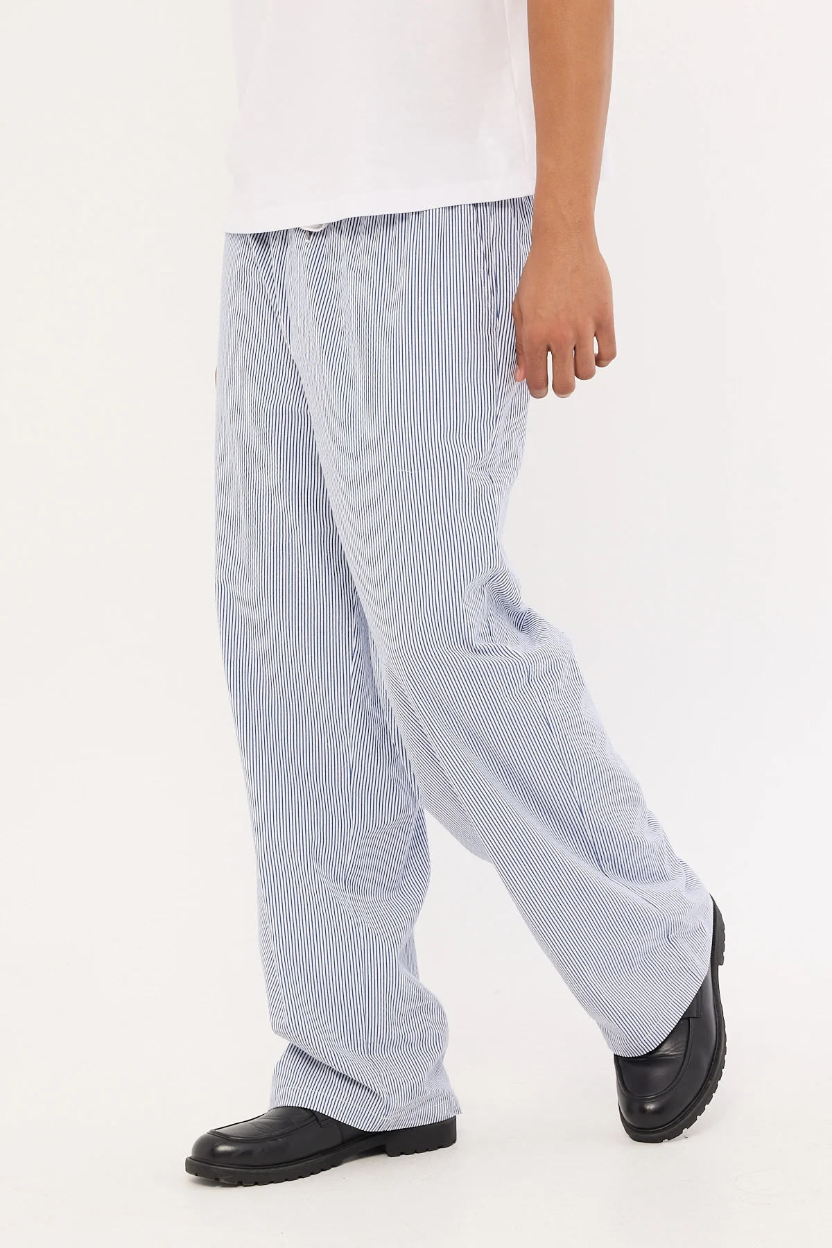 Common Need Costa Baggy Pant Blue Stripe - Image 4