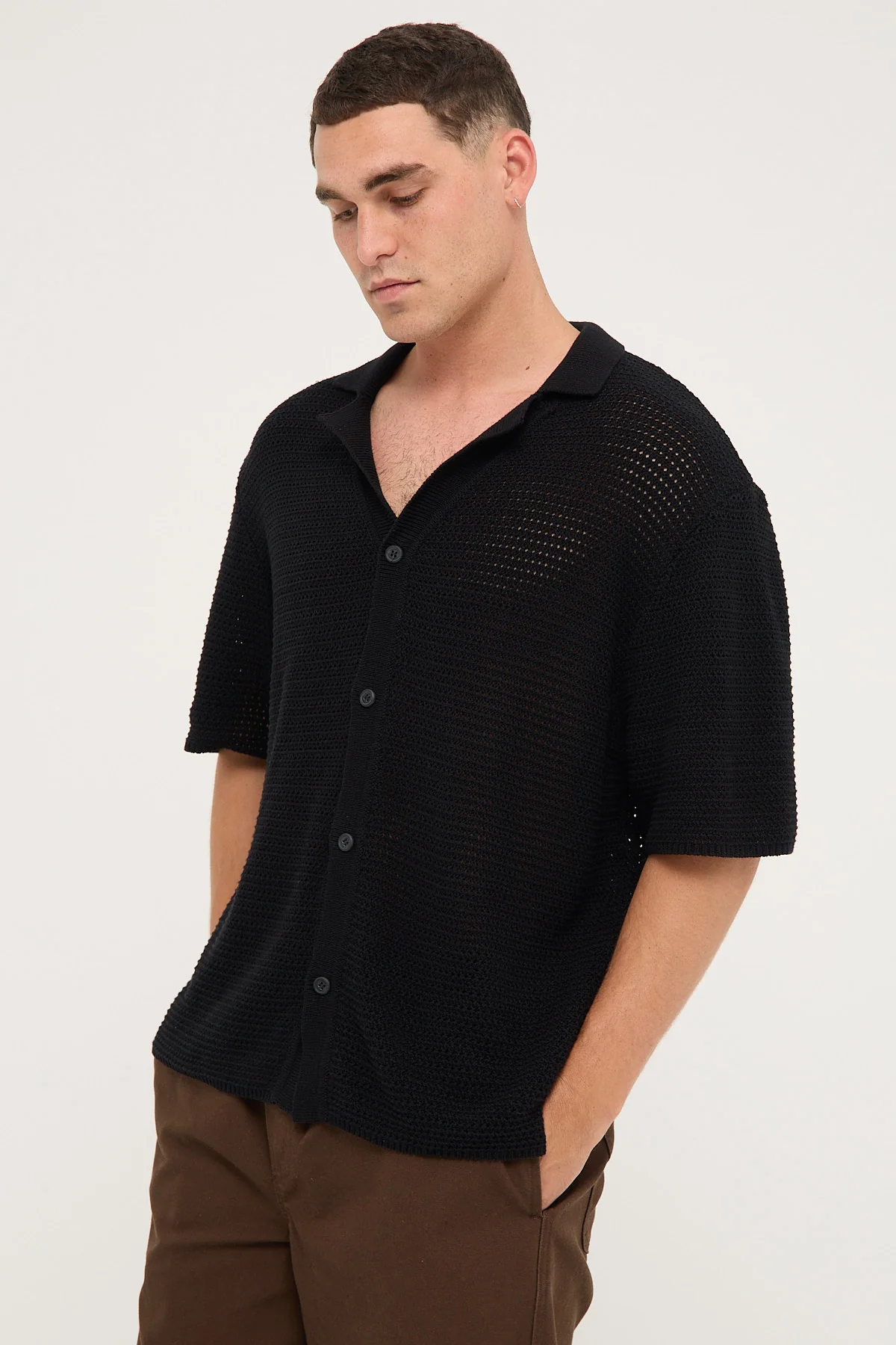 Common Need Crochet Boxy Resort Shirt Black - Image 4