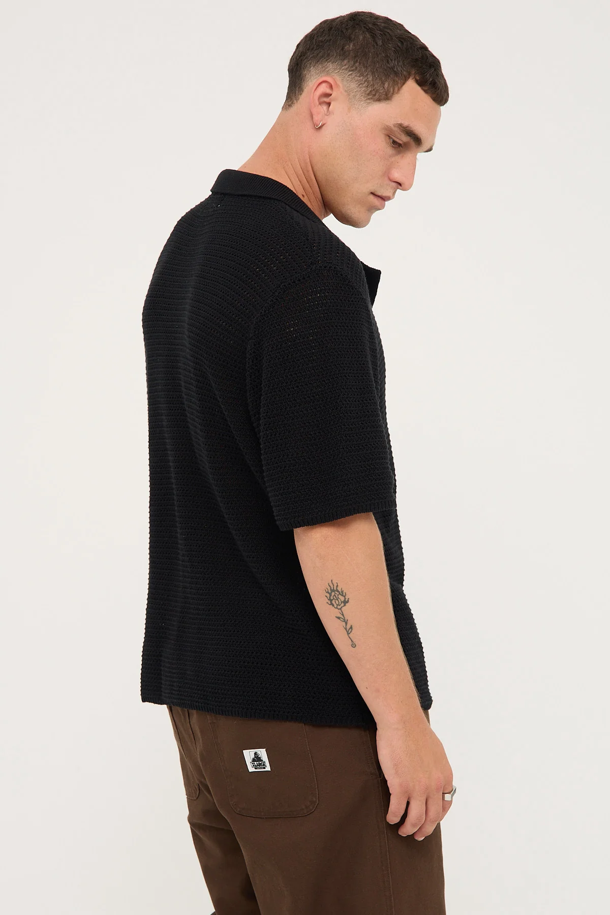 Common Need Crochet Boxy Resort Shirt Black - Image 5