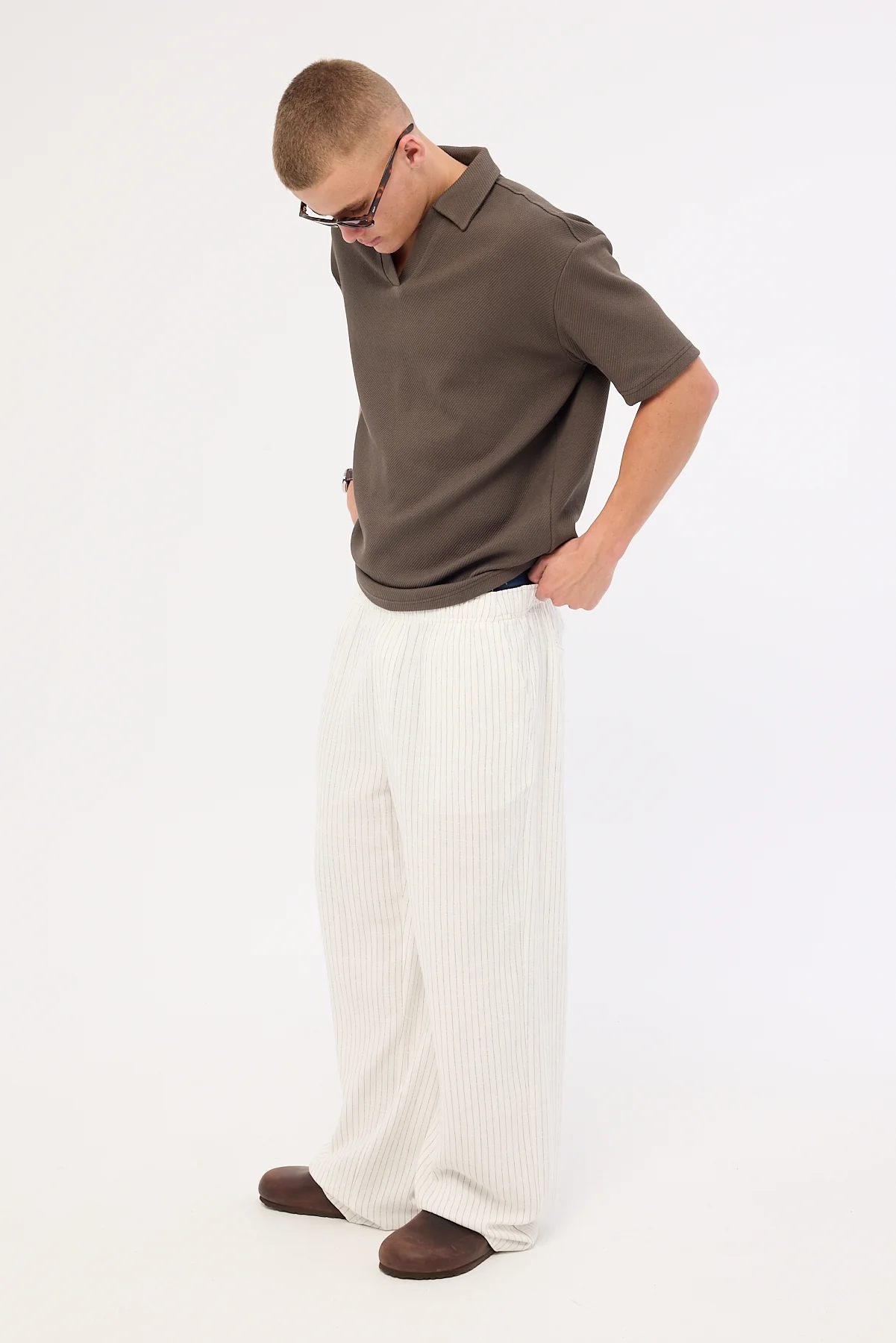 Common Need Daybreak Baggy Linen Pant White Stripe - Image 4