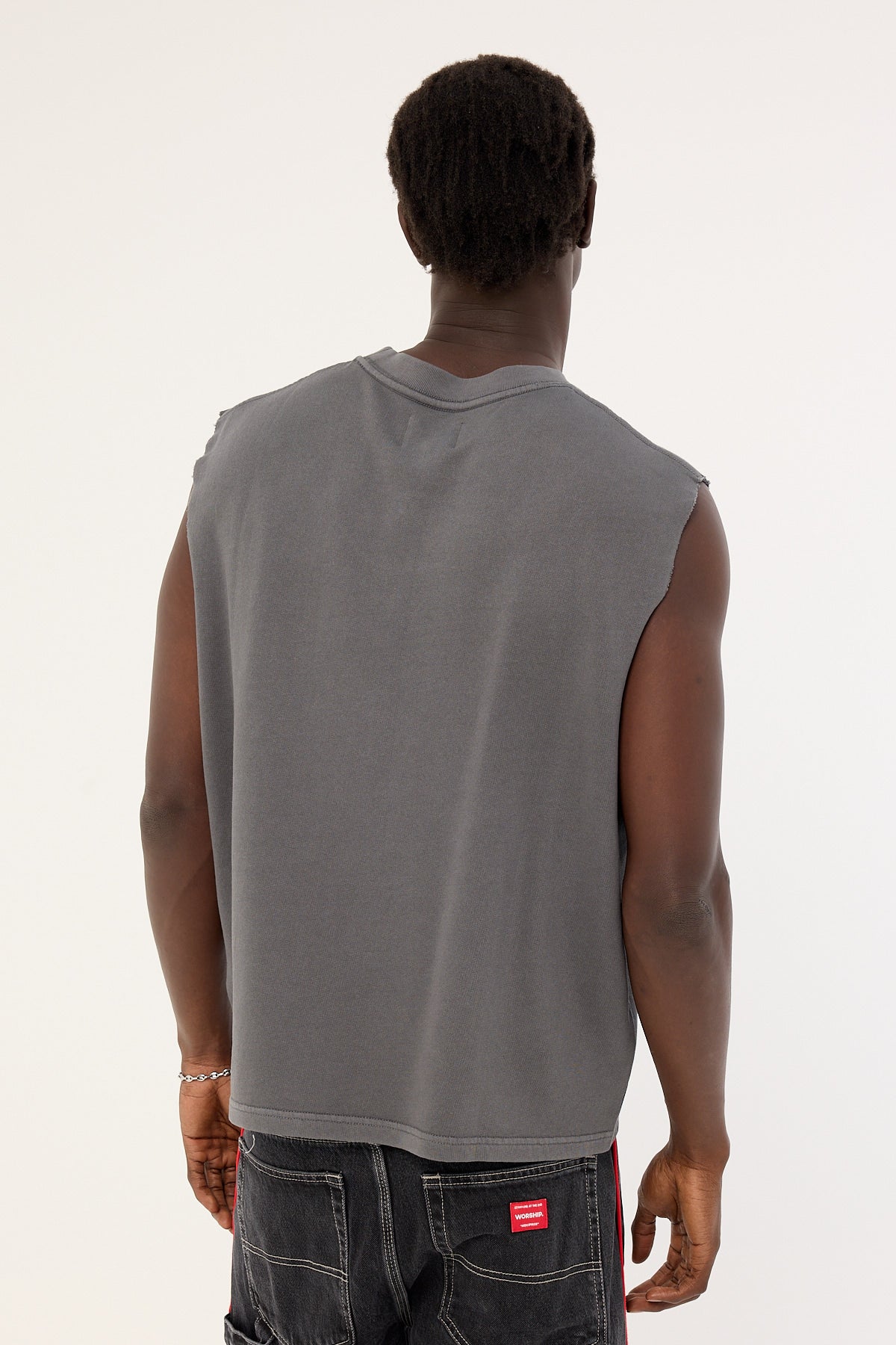 Common Need Declan Cropped Loopback Muscle Tank Washed Black - Image 5