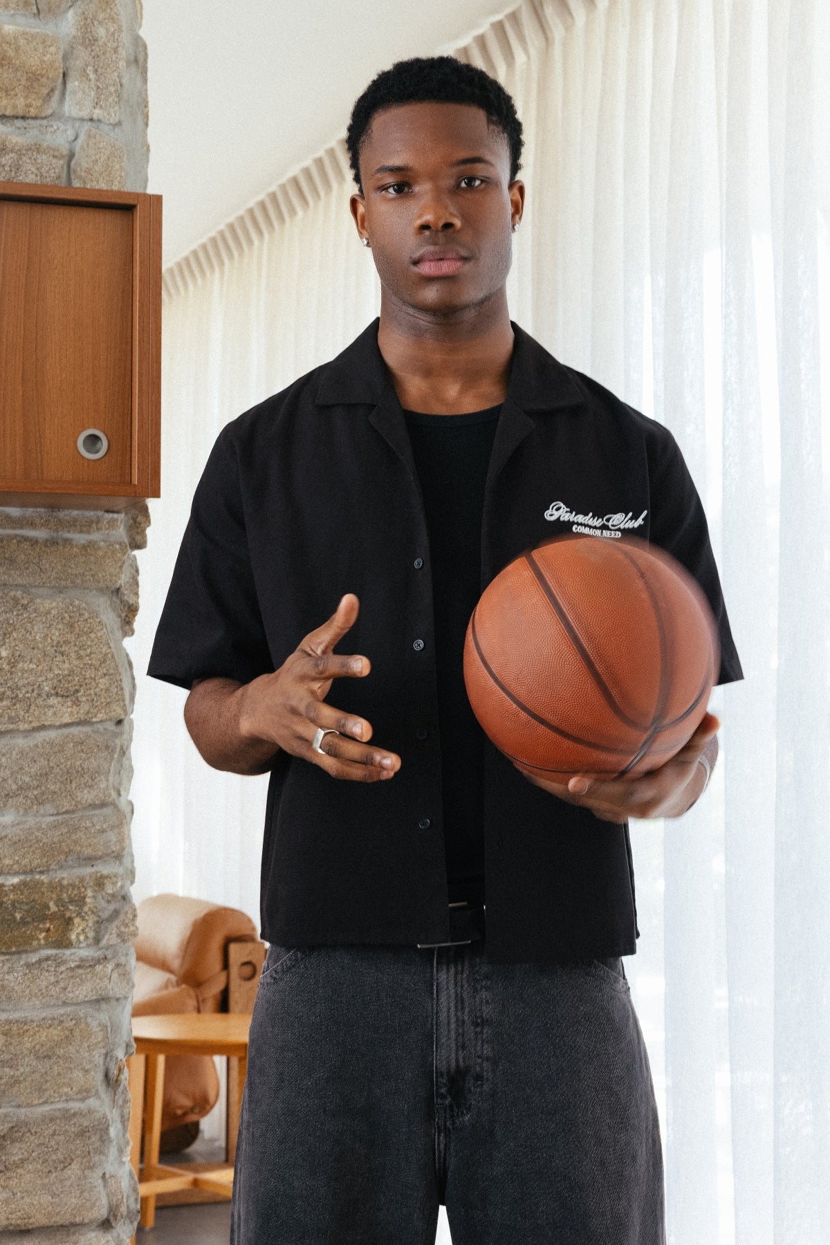 Common Need Divine Boxy Resort Shirt Off Black - Image 2