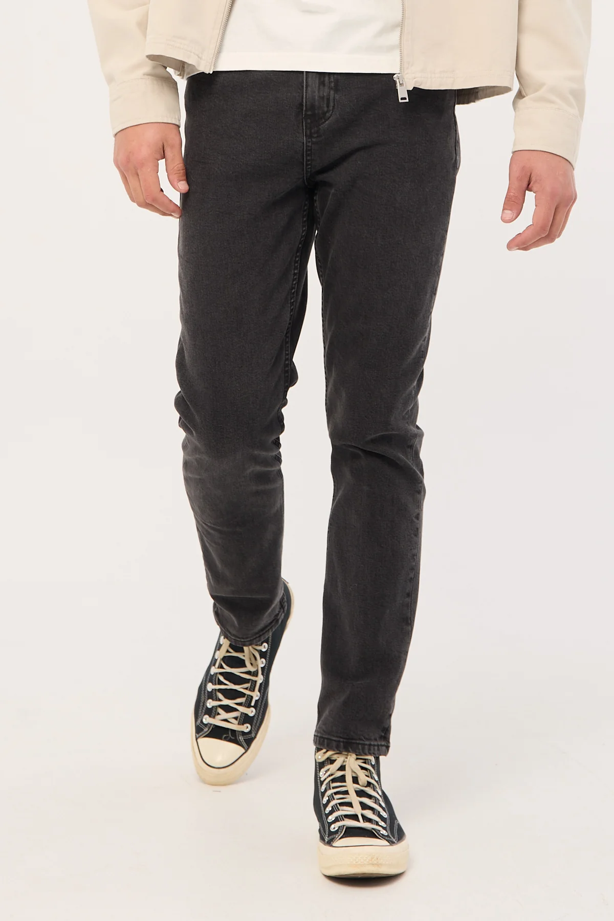 Common Need Finn Slim Jean Storm Black - Image 3