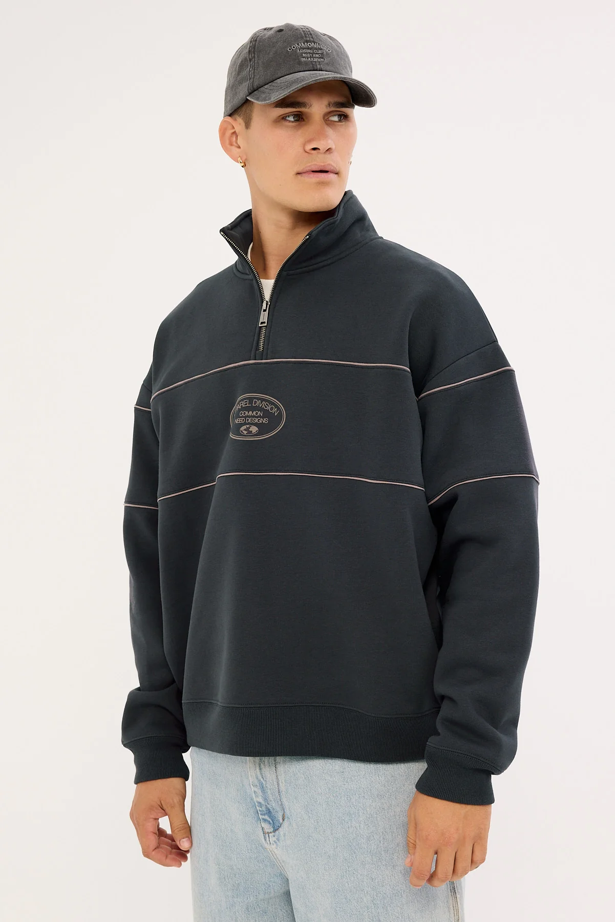 Common Need Form Quarter Zip Sweater Off Black - Image 4