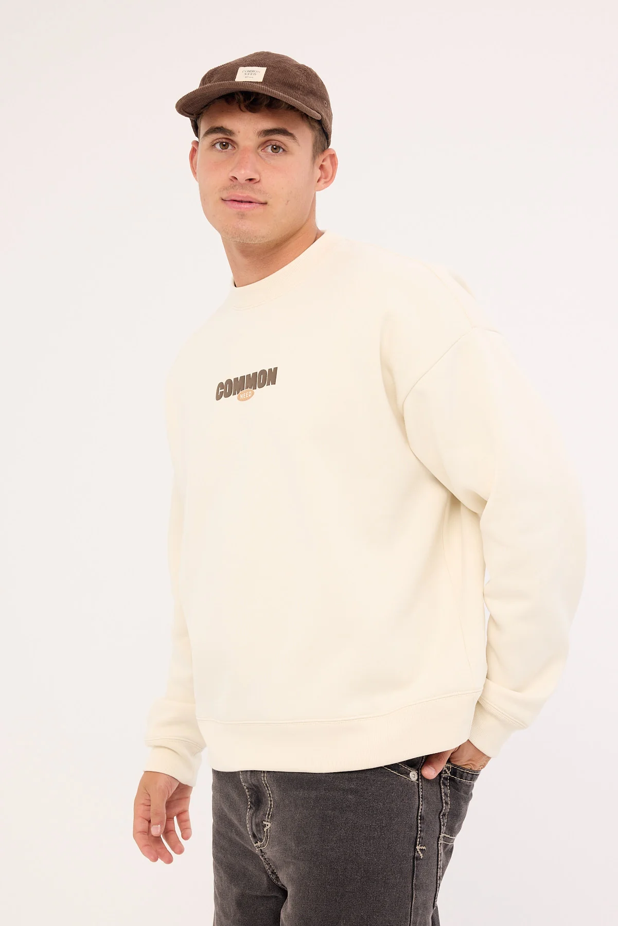Common Need Gallery Crew Sweater Off White - Image 5