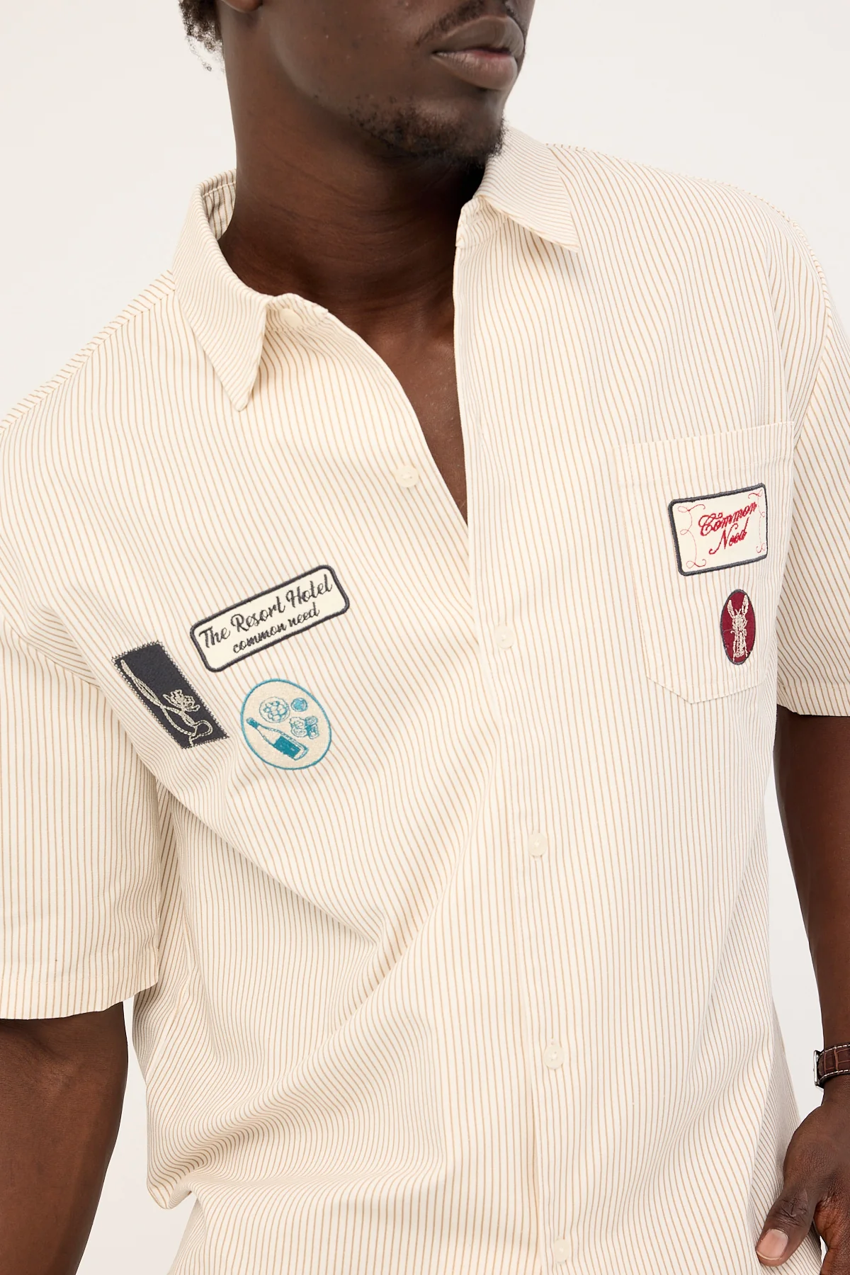 Common Need Getaway Boxy Cropped Shirt White/Tan Stripe - Image 3