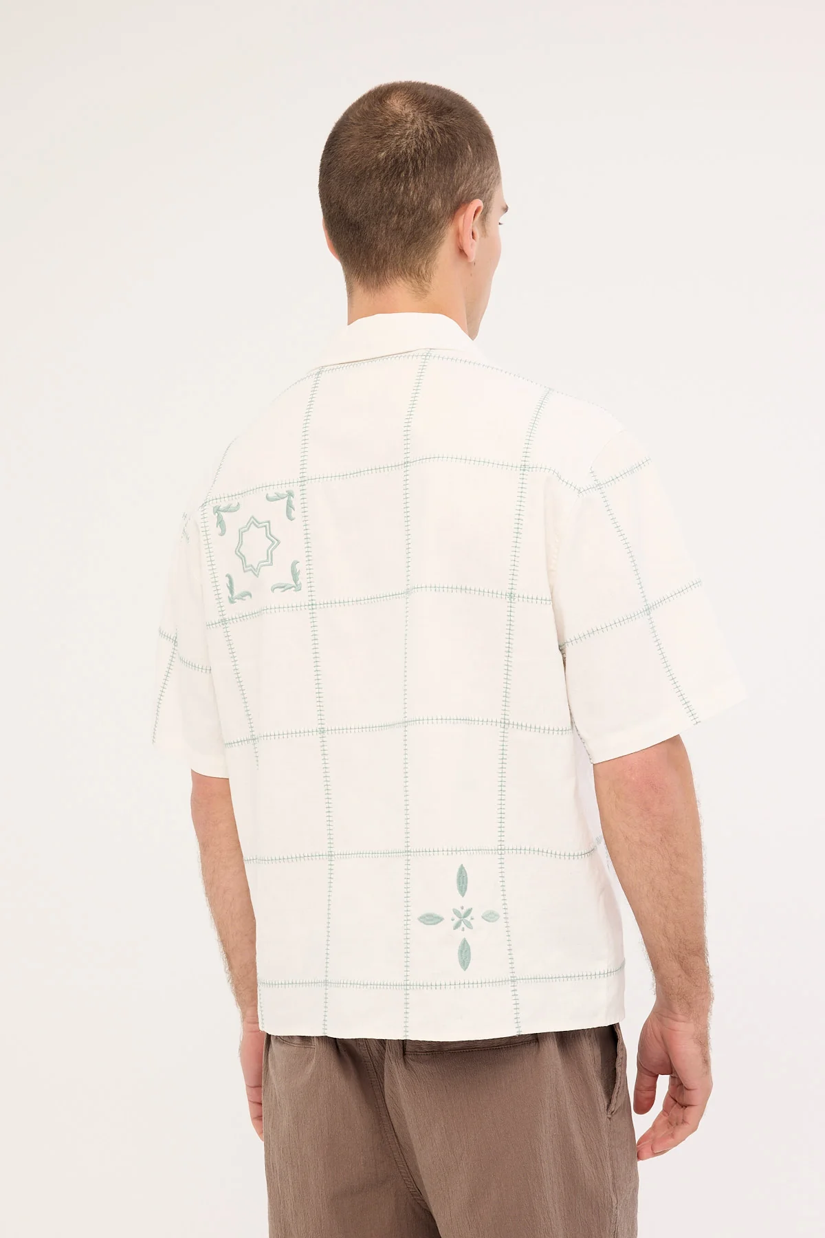 Common Need Grid Boxy Cropped Resort Shirt Off White - Image 5