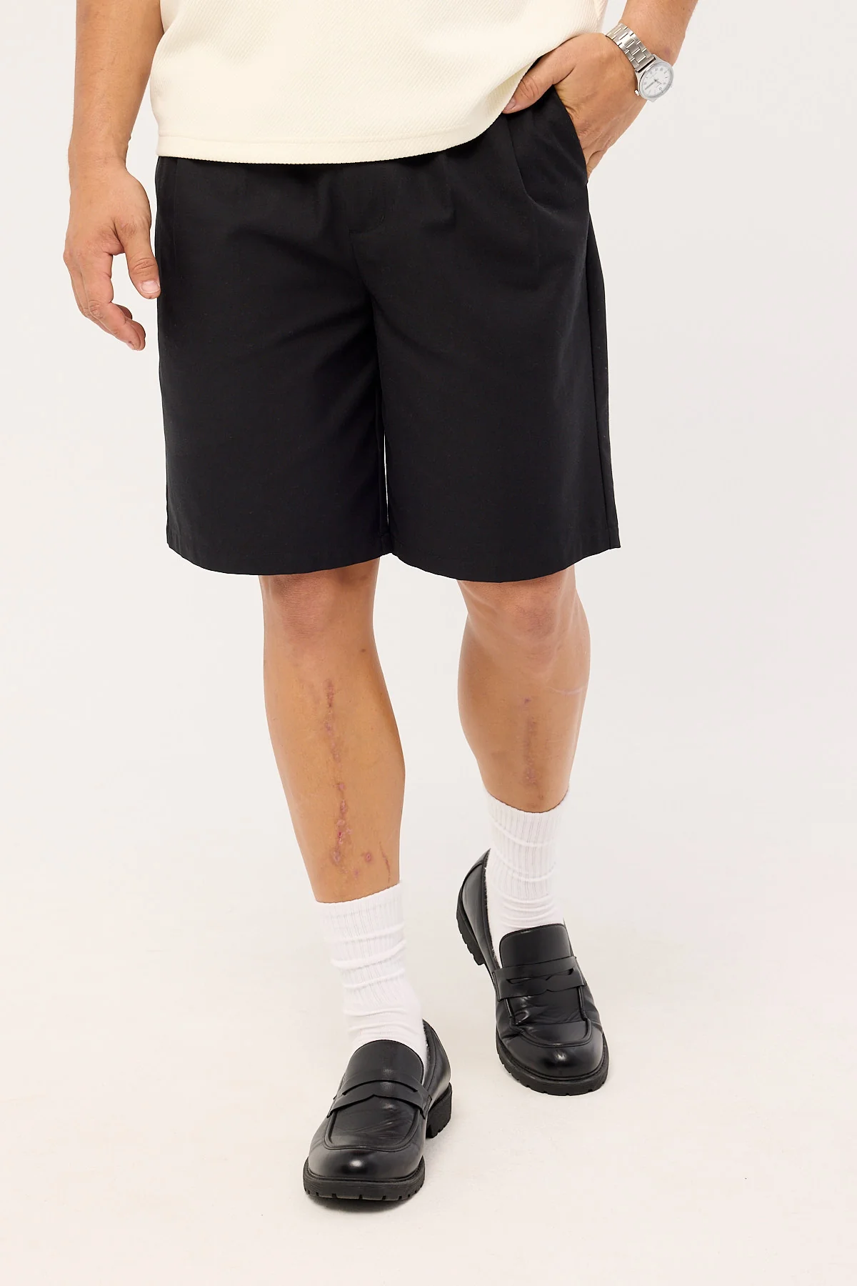Common Need Jaxon Baggy Tailored Short Black - Image 2