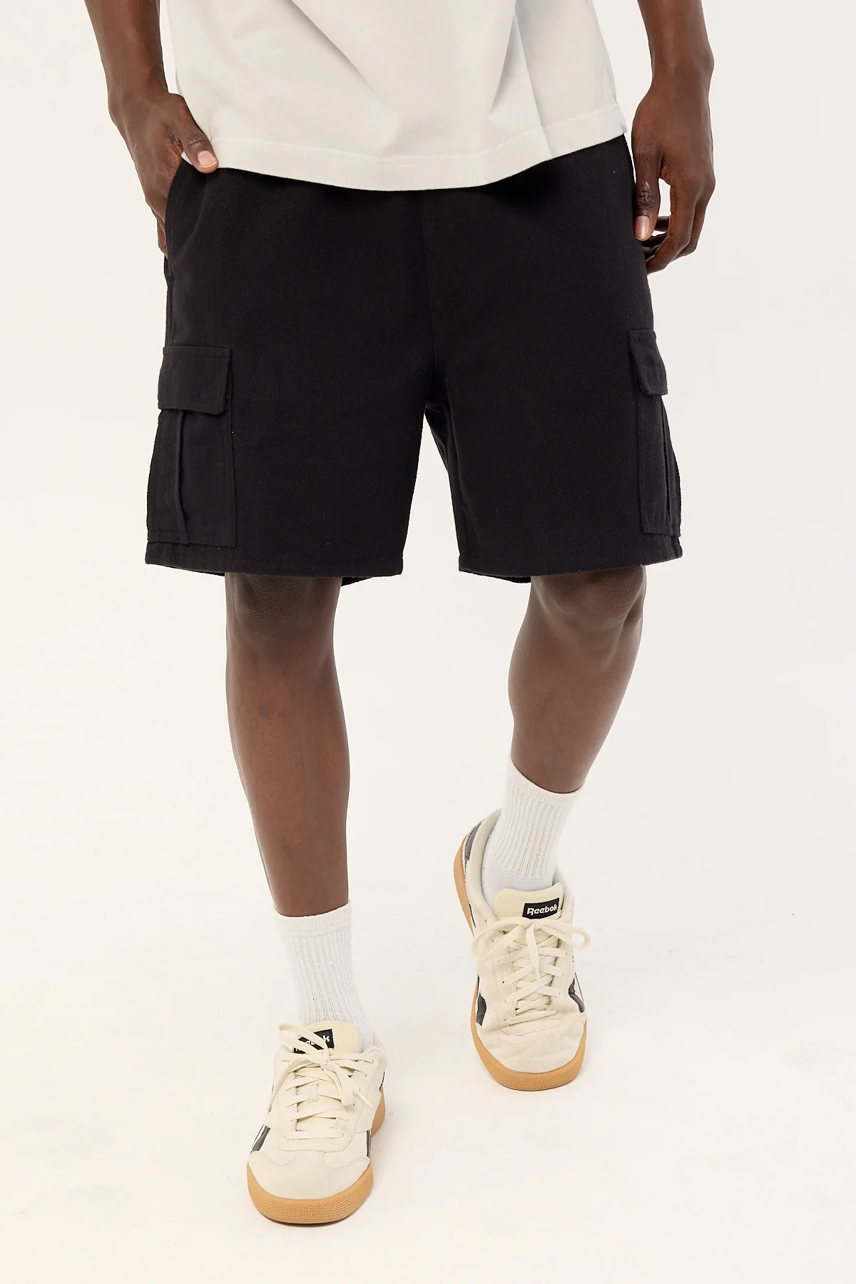 Common Need Jungle Relaxed Cargo Short Black - Image 3