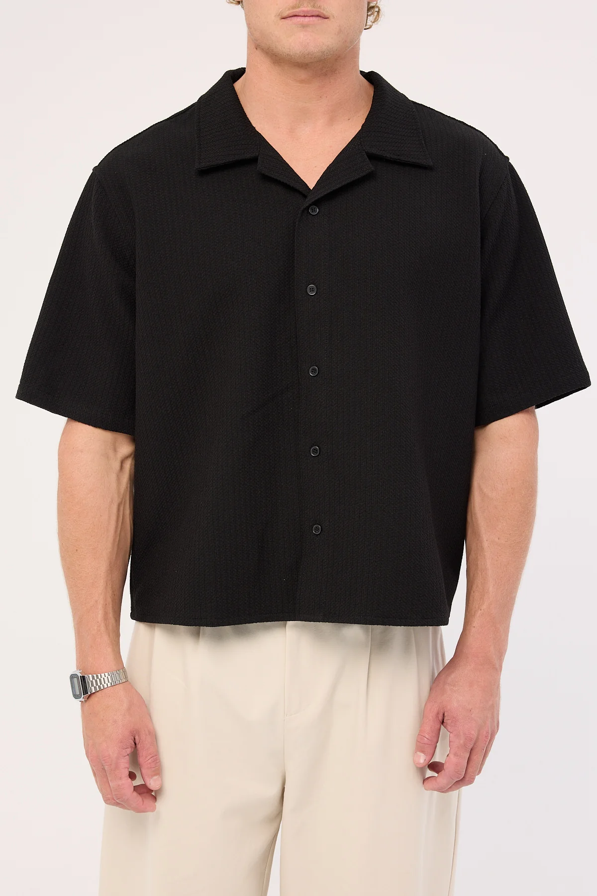 Common Need Lagos Boxy Cropped Resort Shirt Black - Image 7