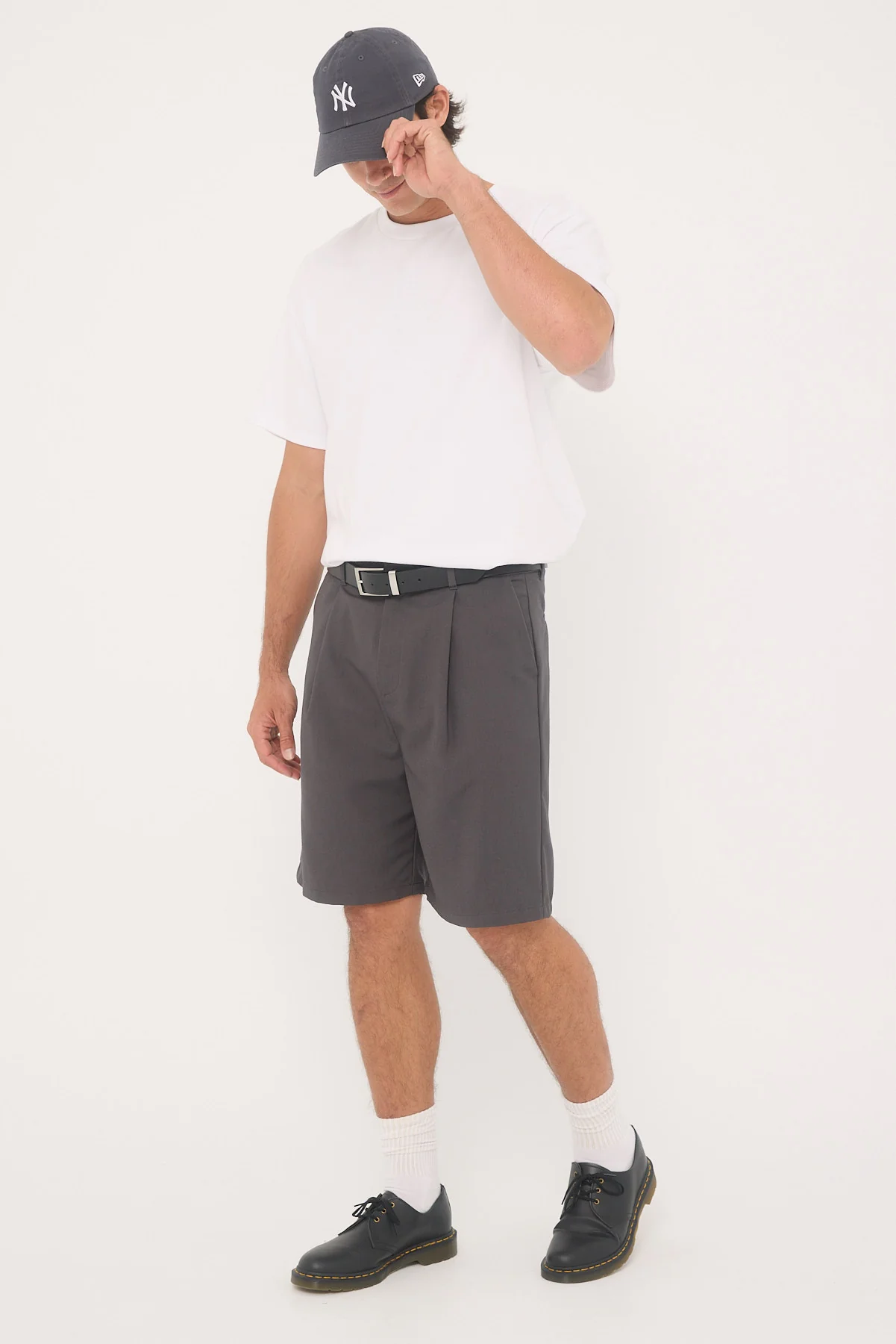 Common Need Lenny Tailored Short Charcoal - Image 3