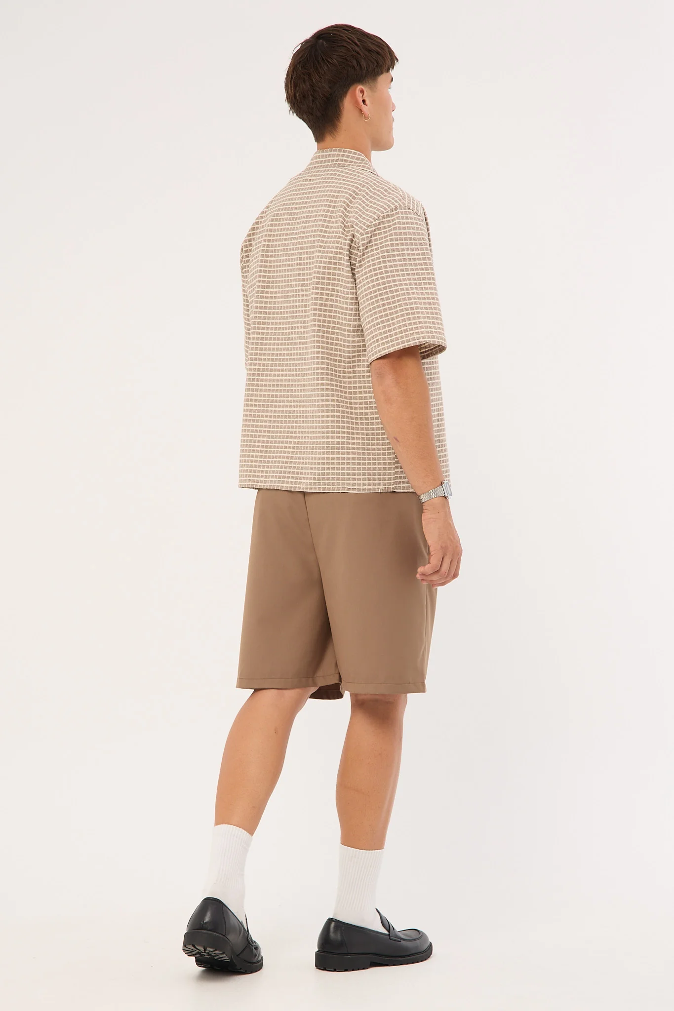 Common Need Lenny Tailored Short Taupe Brown - Image 6