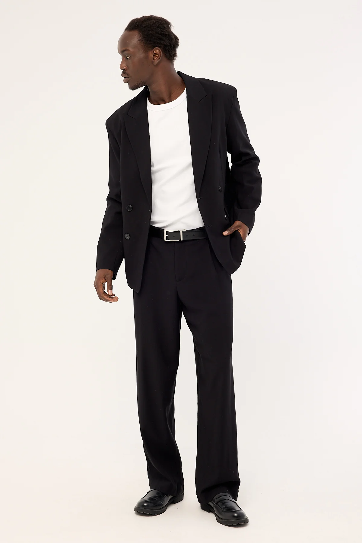 Common Need Leo Relaxed Tailored Trouser Black - Image 2