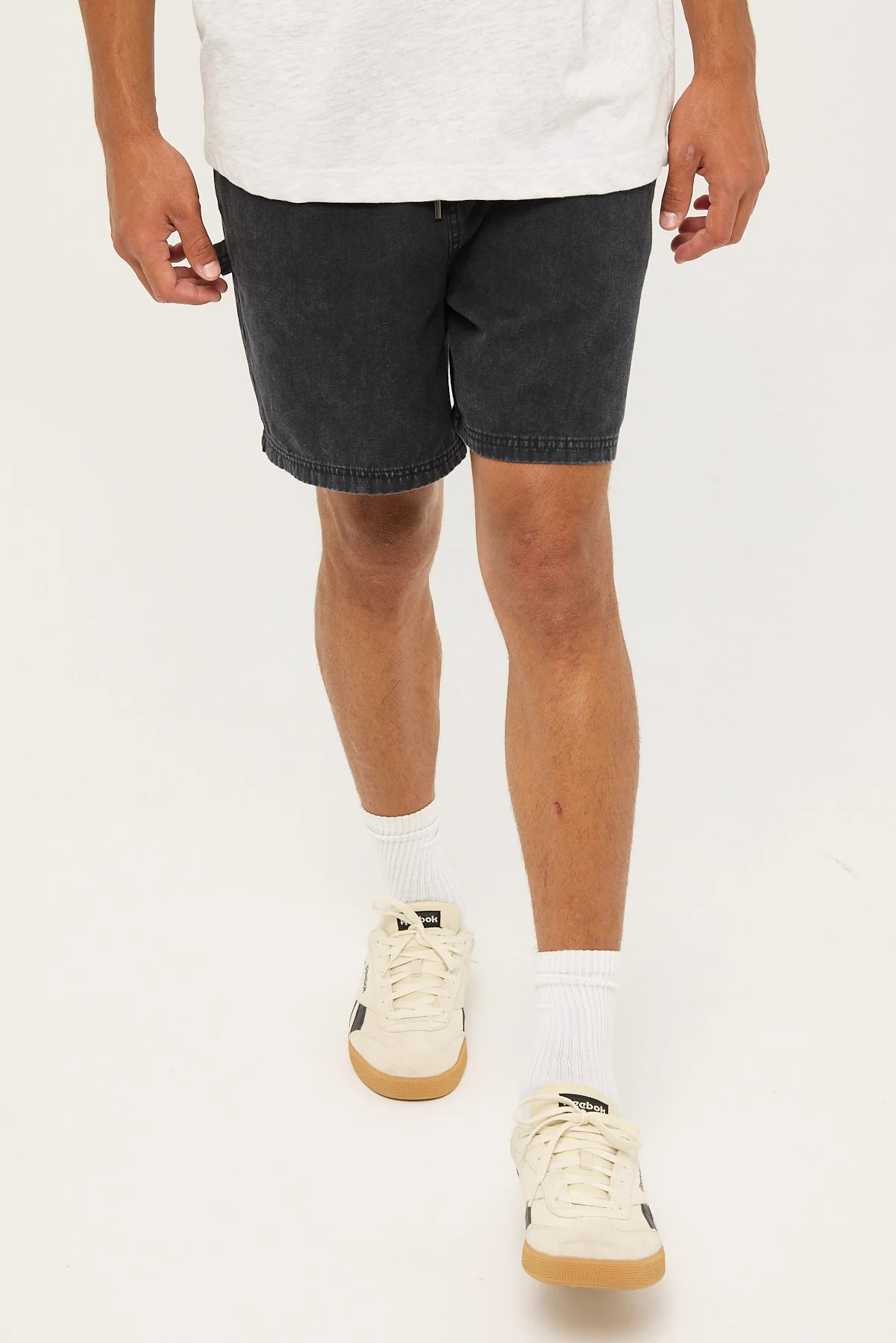 Common Need Lucas Elastic Waist Carpenter Short Washed Black - Image 2