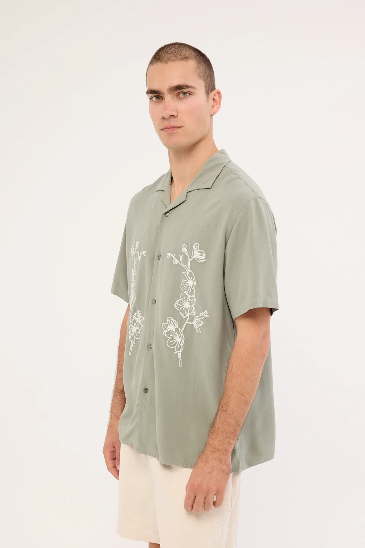 Common Need Nobana Resort Shirt Sage - Image 4