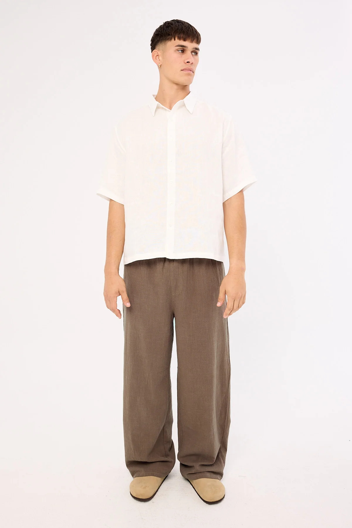 Common Need Oasis Boxy Cropped Linen Shirt Off White - Image 2