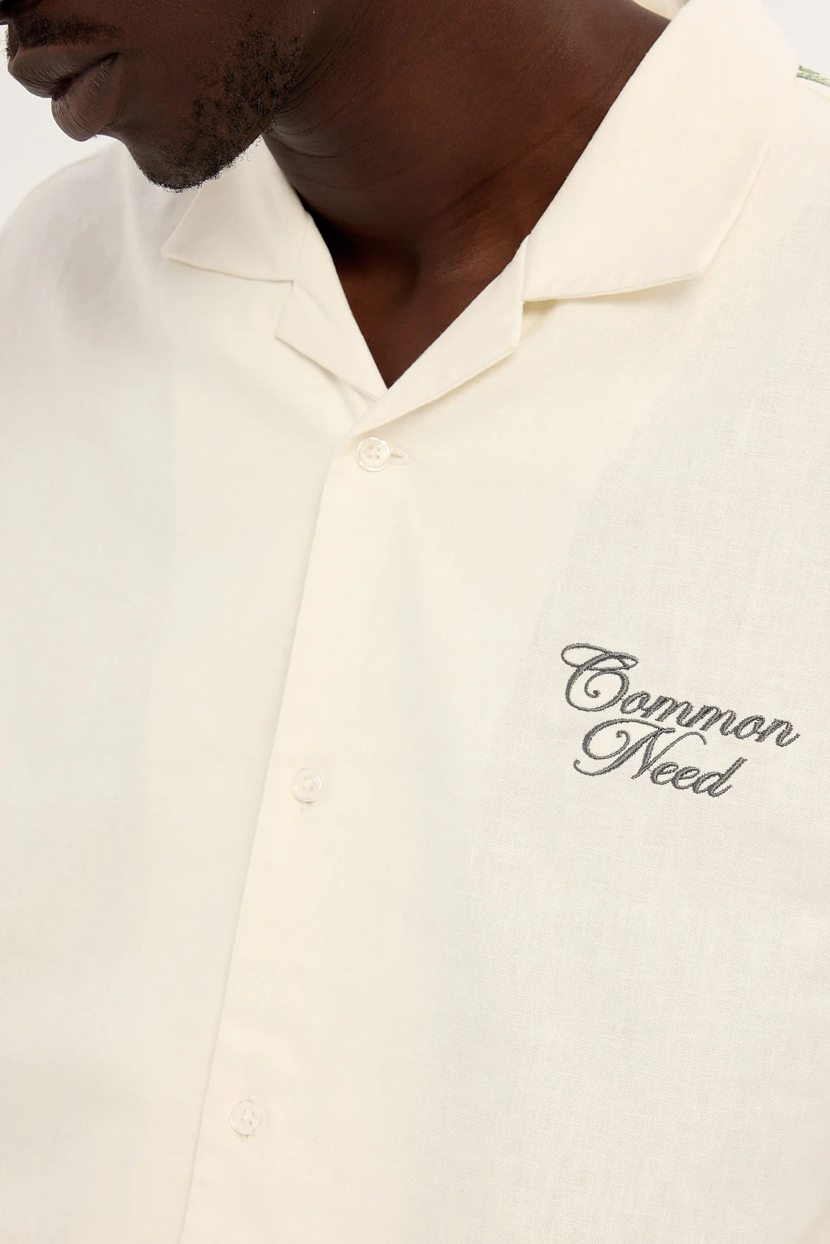 Common Need Reed Boxy Cropped Resort Shirt Off White - Image 6
