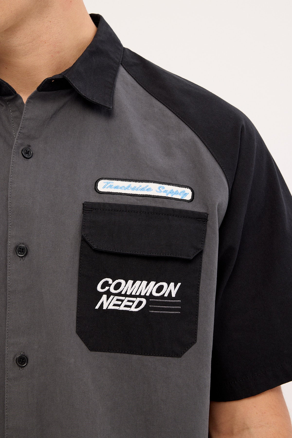 Common Need Ryder Boxy Standard Raglan Shirt Washed Black - Image 4