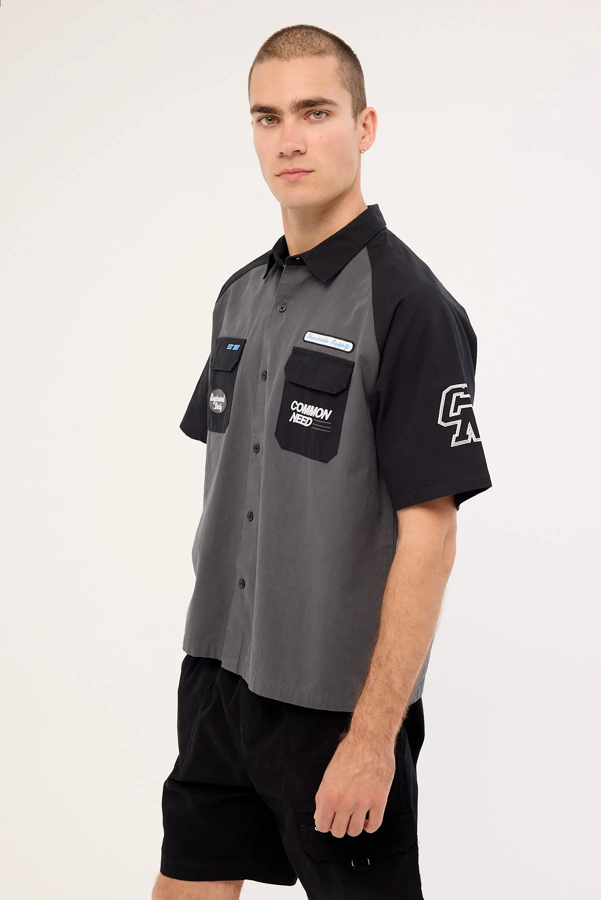 Common Need Ryder Boxy Standard Raglan Shirt Washed Black - Image 5