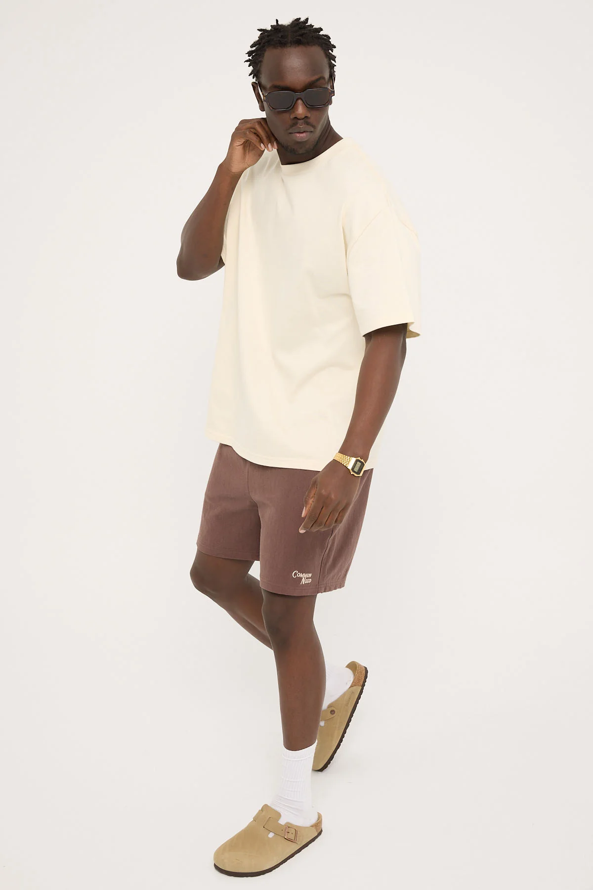 Common Need Santorini Elastic Waist Short Dark Brown - Image 3