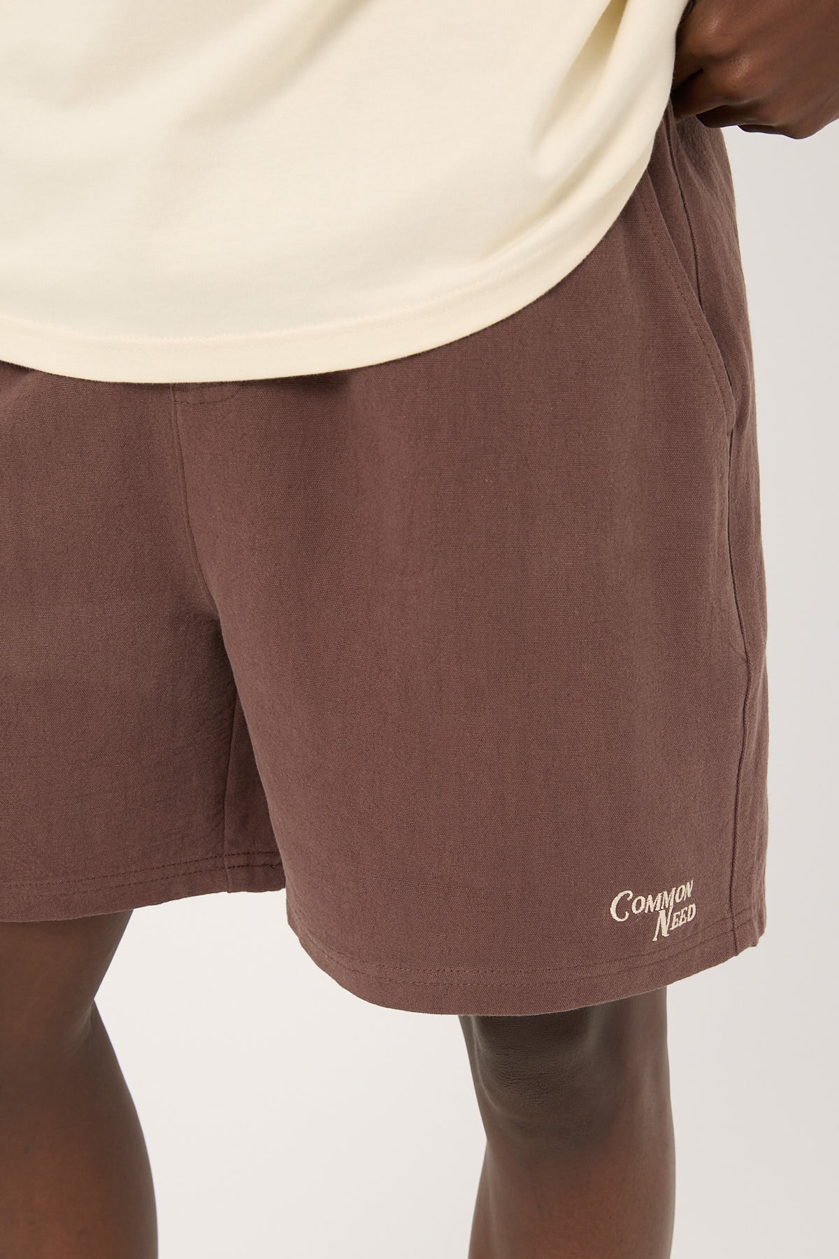 Common Need Santorini Elastic Waist Short Dark Brown - Image 5