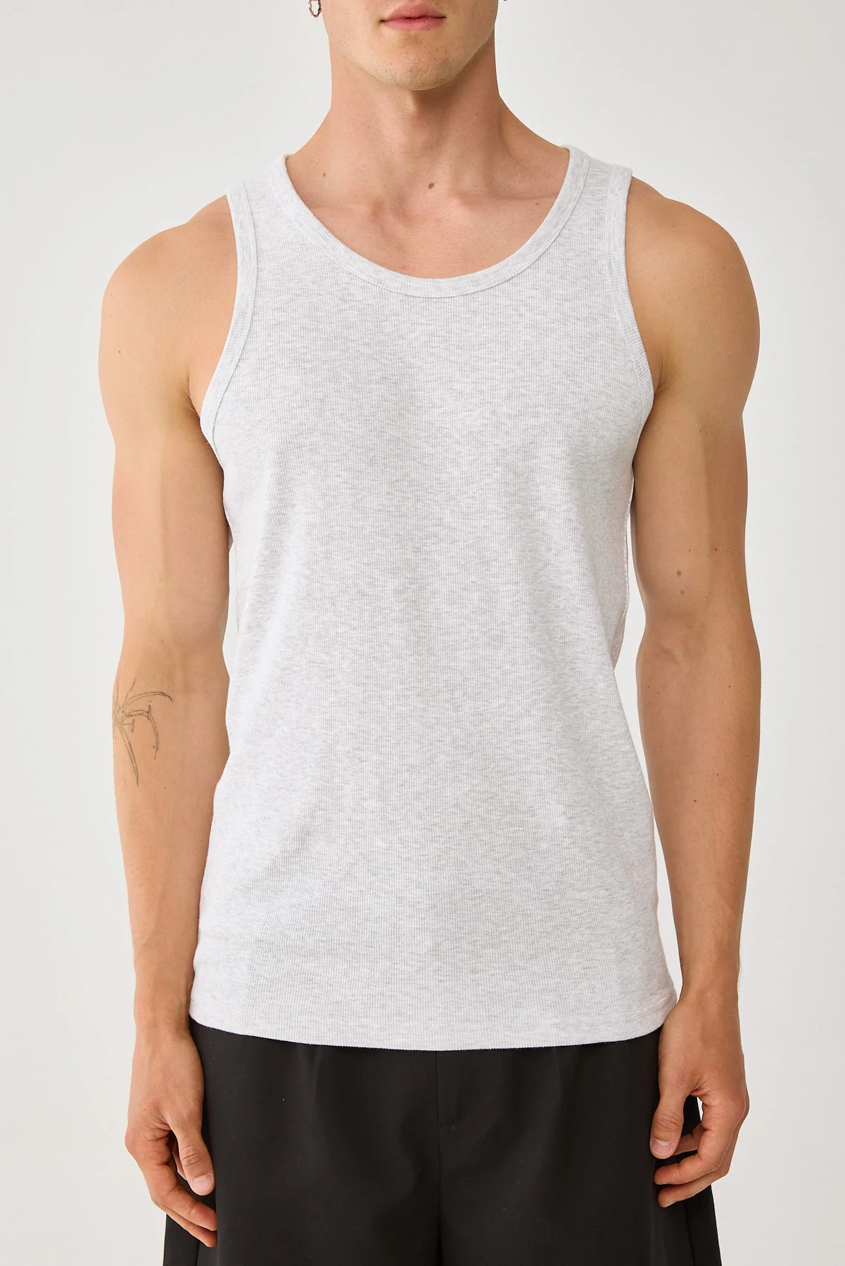 Common Need Scoop Neck Singlet Tank Snow Marle - Image 7