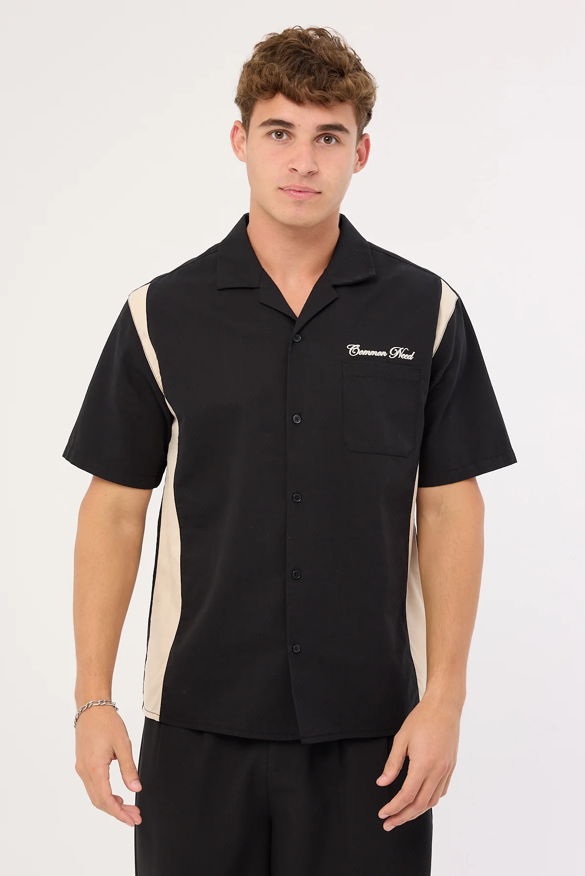 Common Need Script Panelled Resort Shirt Black - Image 2