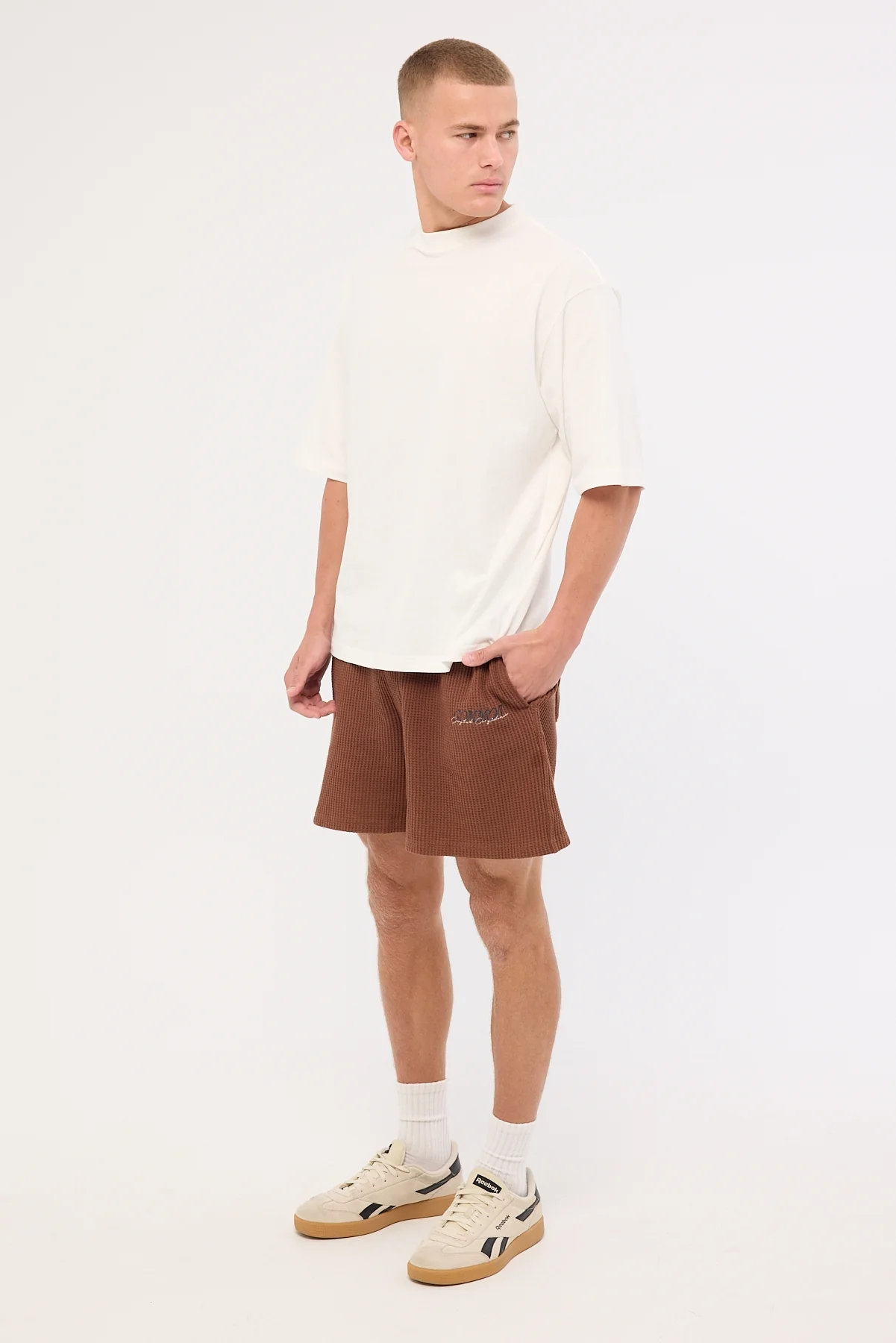 Common Need Slant Waffle Elastic Waist Short Mushroom - Image 3