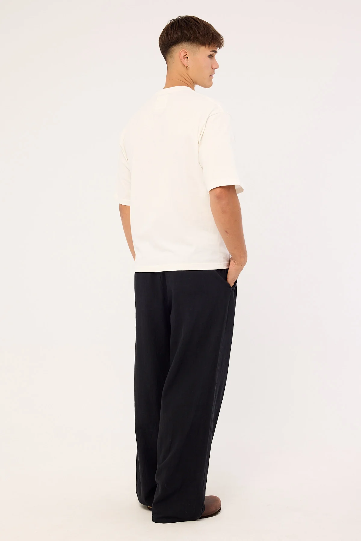 Common Need Sorrento Baggy Linen Pant Black - Image 5
