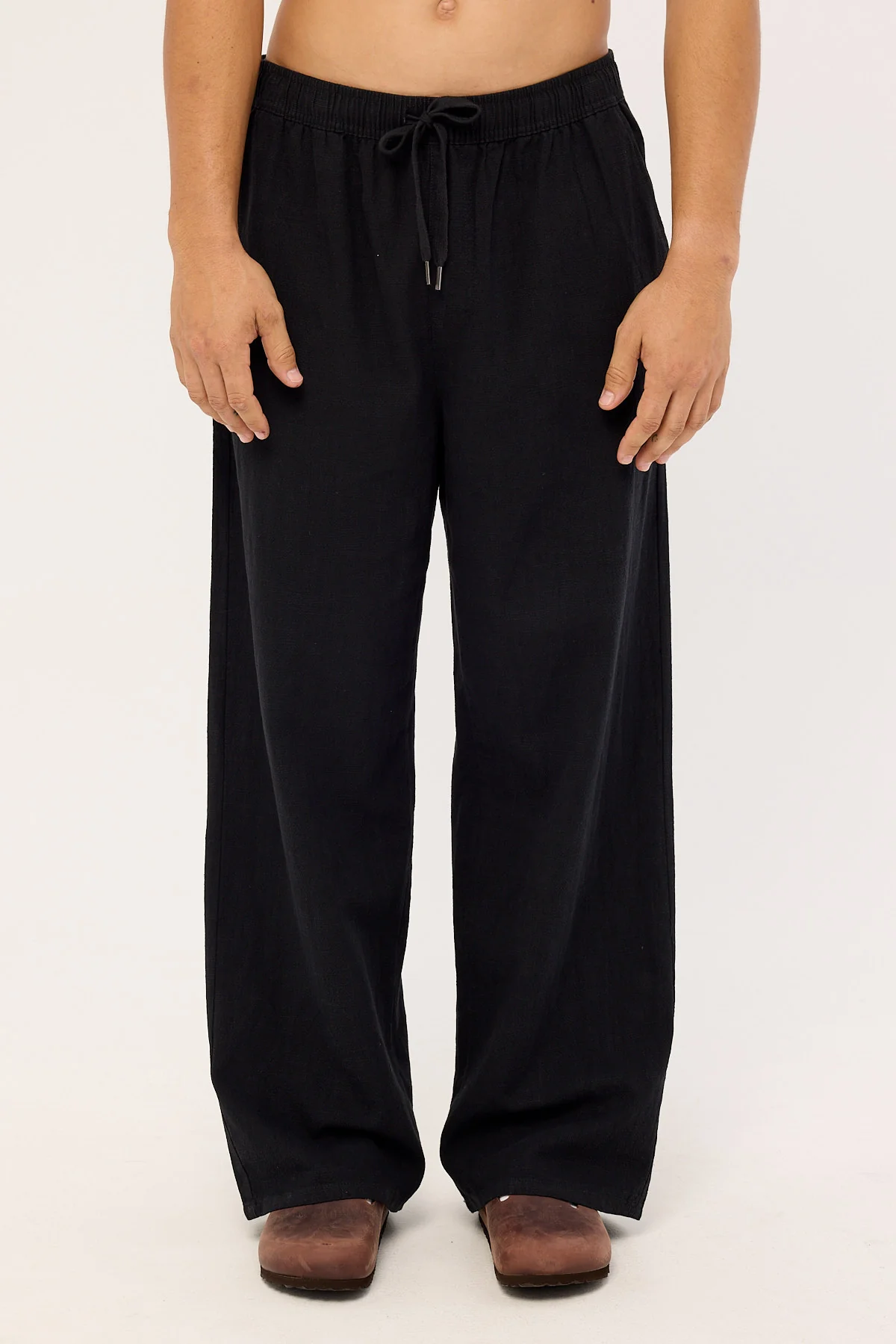 Common Need Sorrento Baggy Linen Pant Black - Image 7