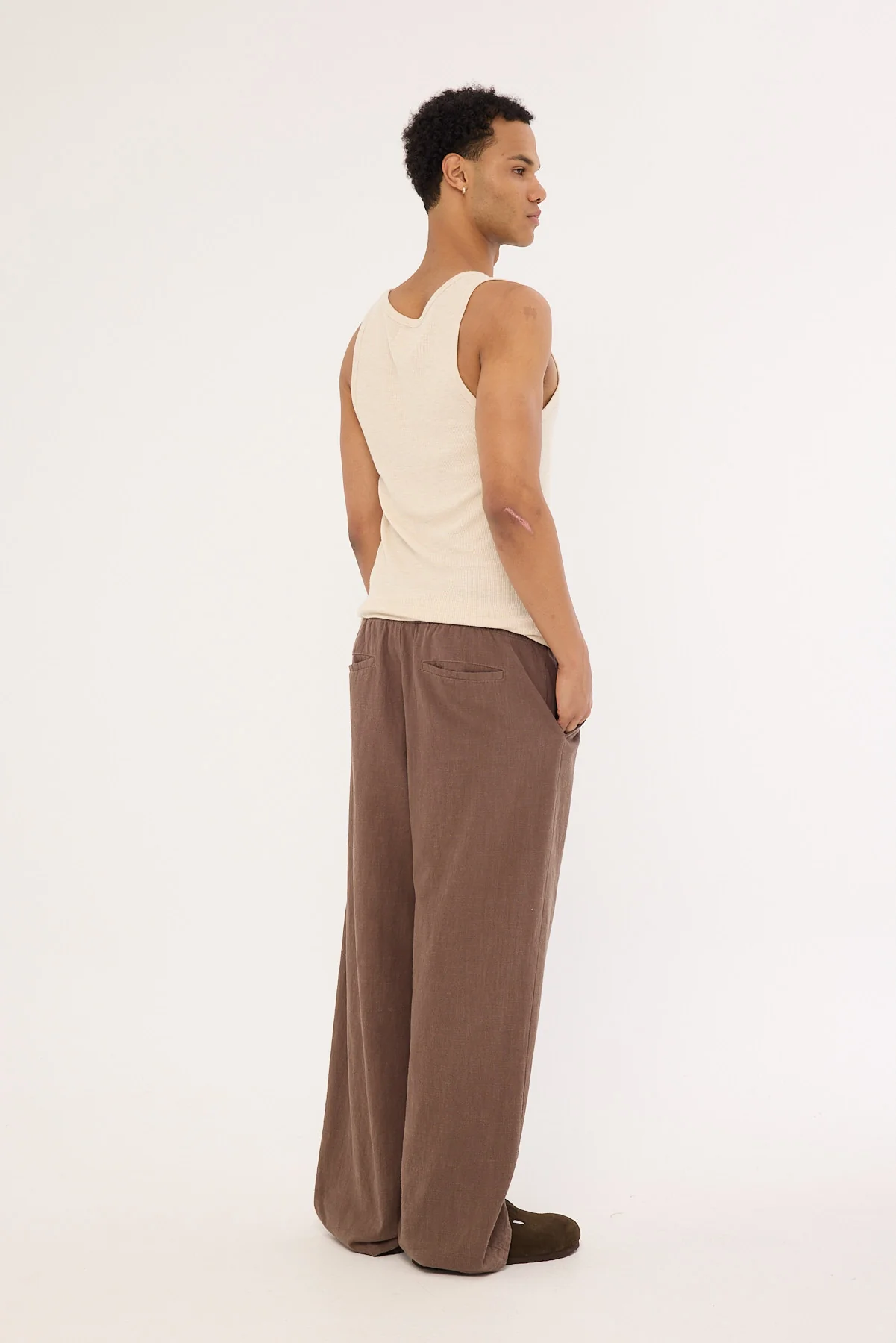 Common Need Sorrento Baggy Linen Pant Brown - Image 6