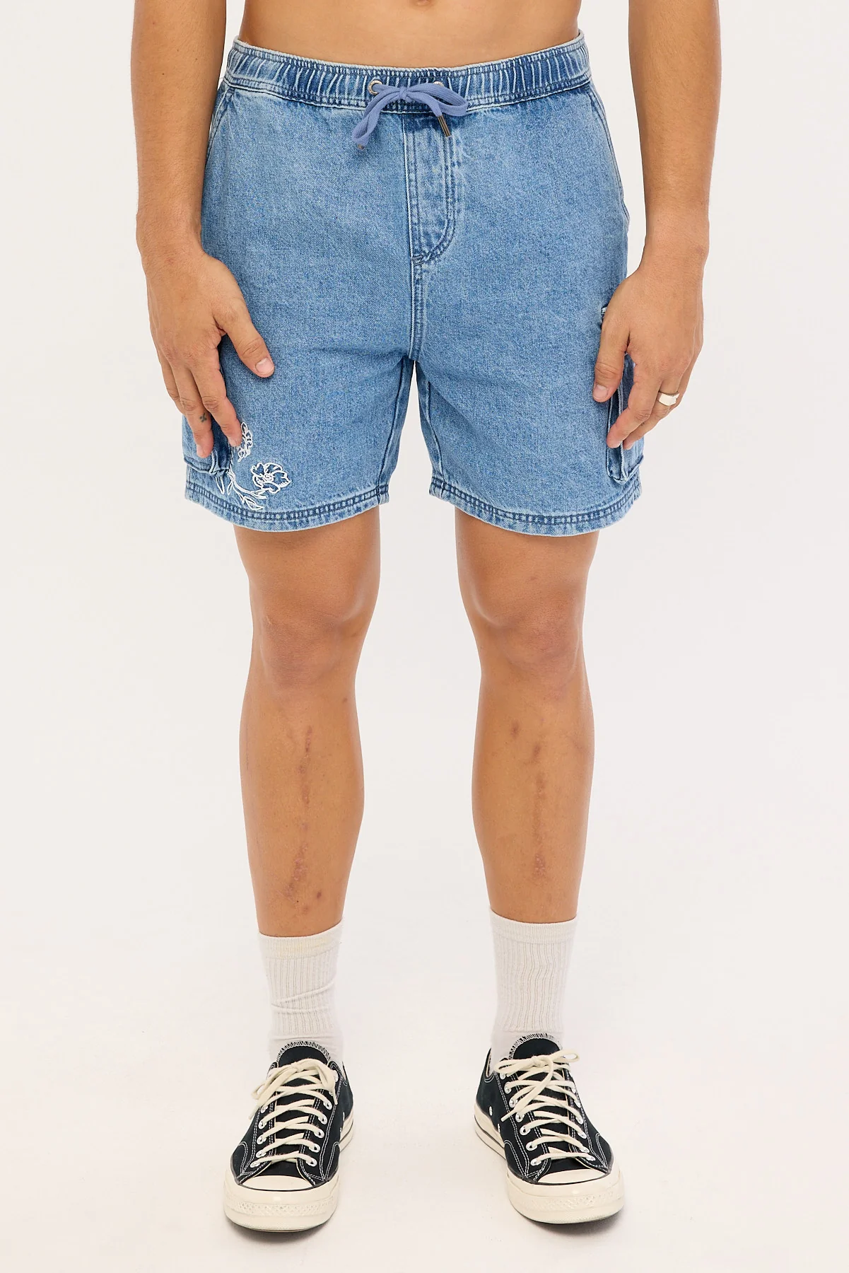 Common Need Sprig Relaxed Cargo Short Ocean Blue Denim - Image 7