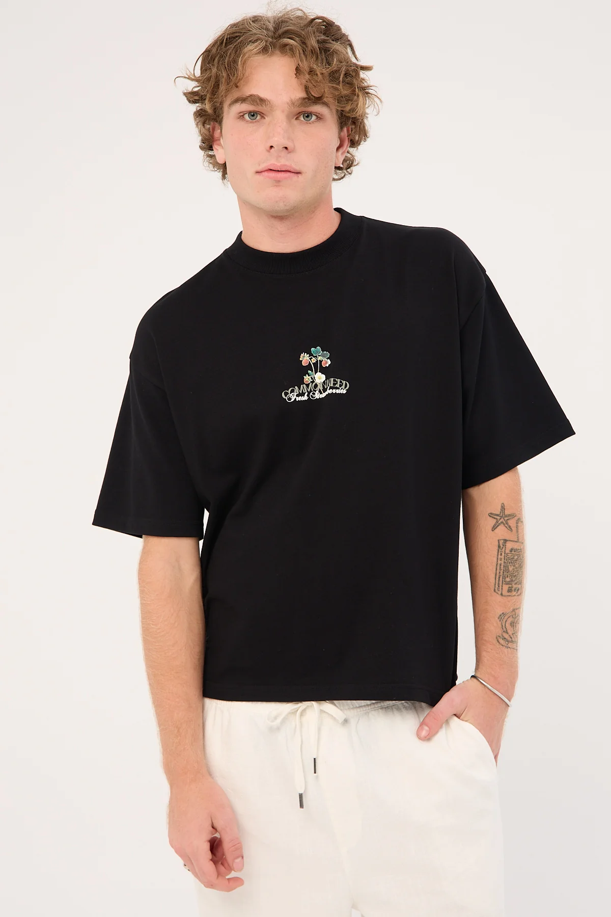 Common Need Strawberry Cropped Heavyweight Easy Tee Black - Image 3