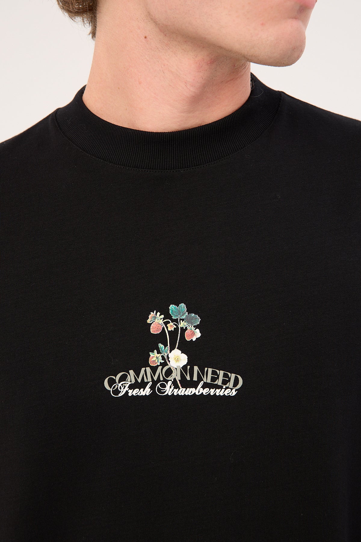 Common Need Strawberry Cropped Heavyweight Easy Tee Black - Image 6