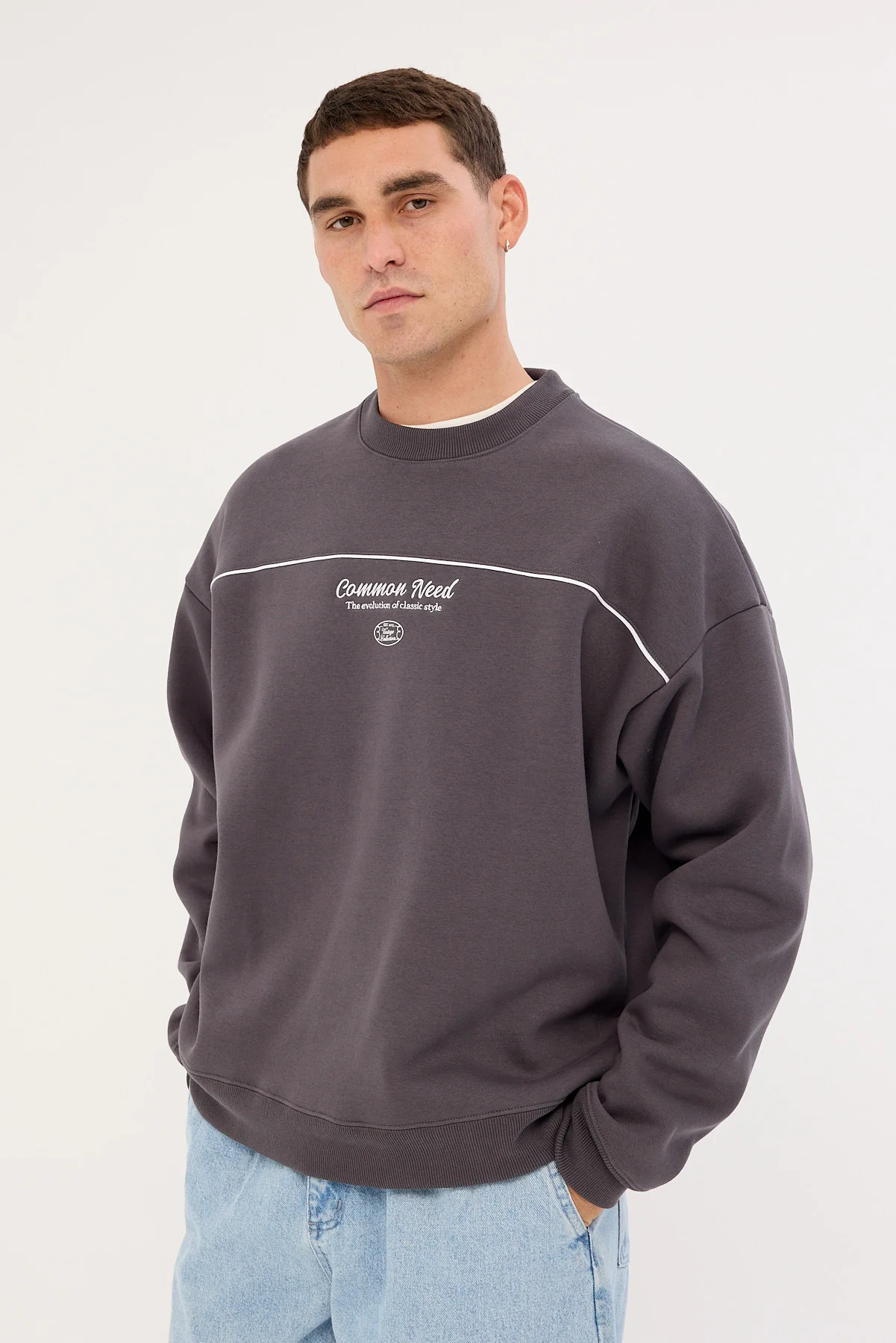Common Need Tempo Crew Sweater Washed Black - Image 4