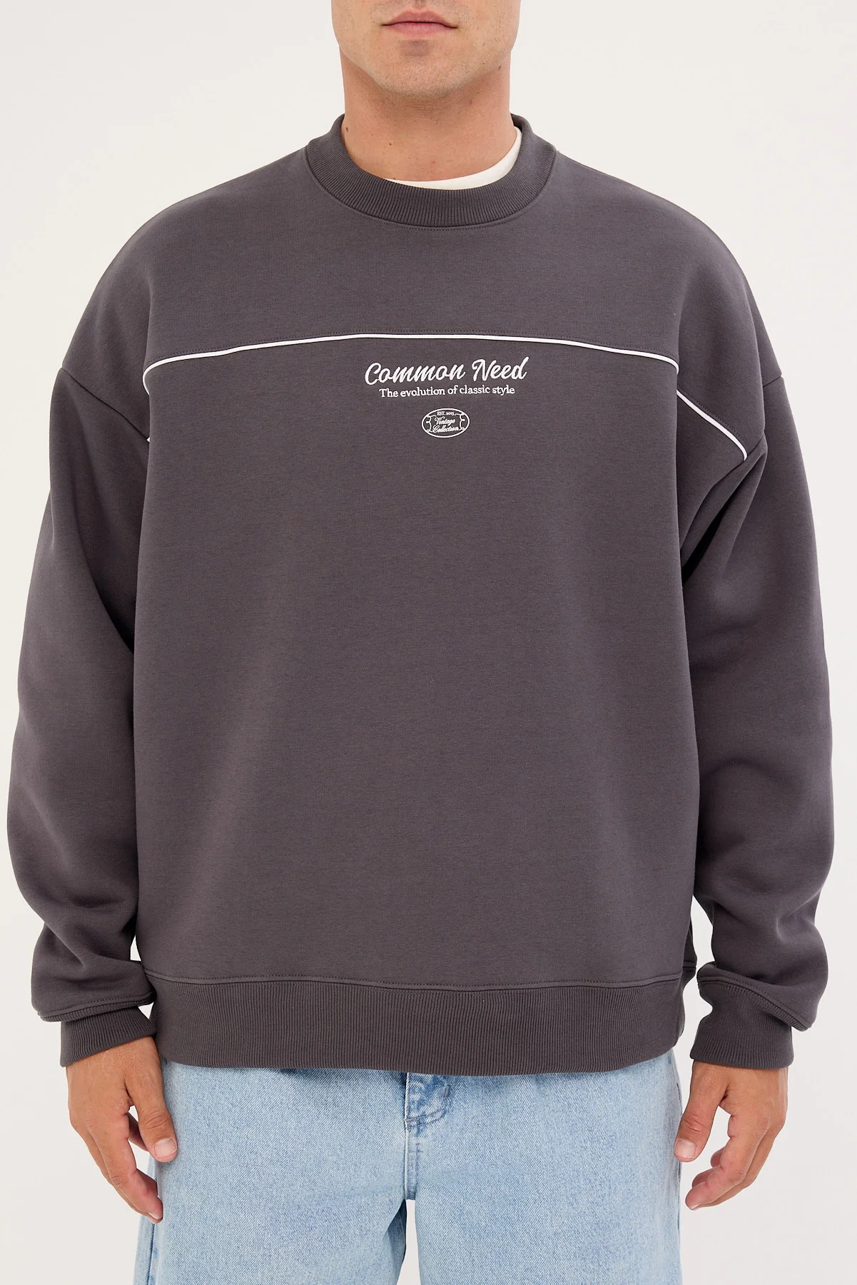Common Need Tempo Crew Sweater Washed Black - Image 6