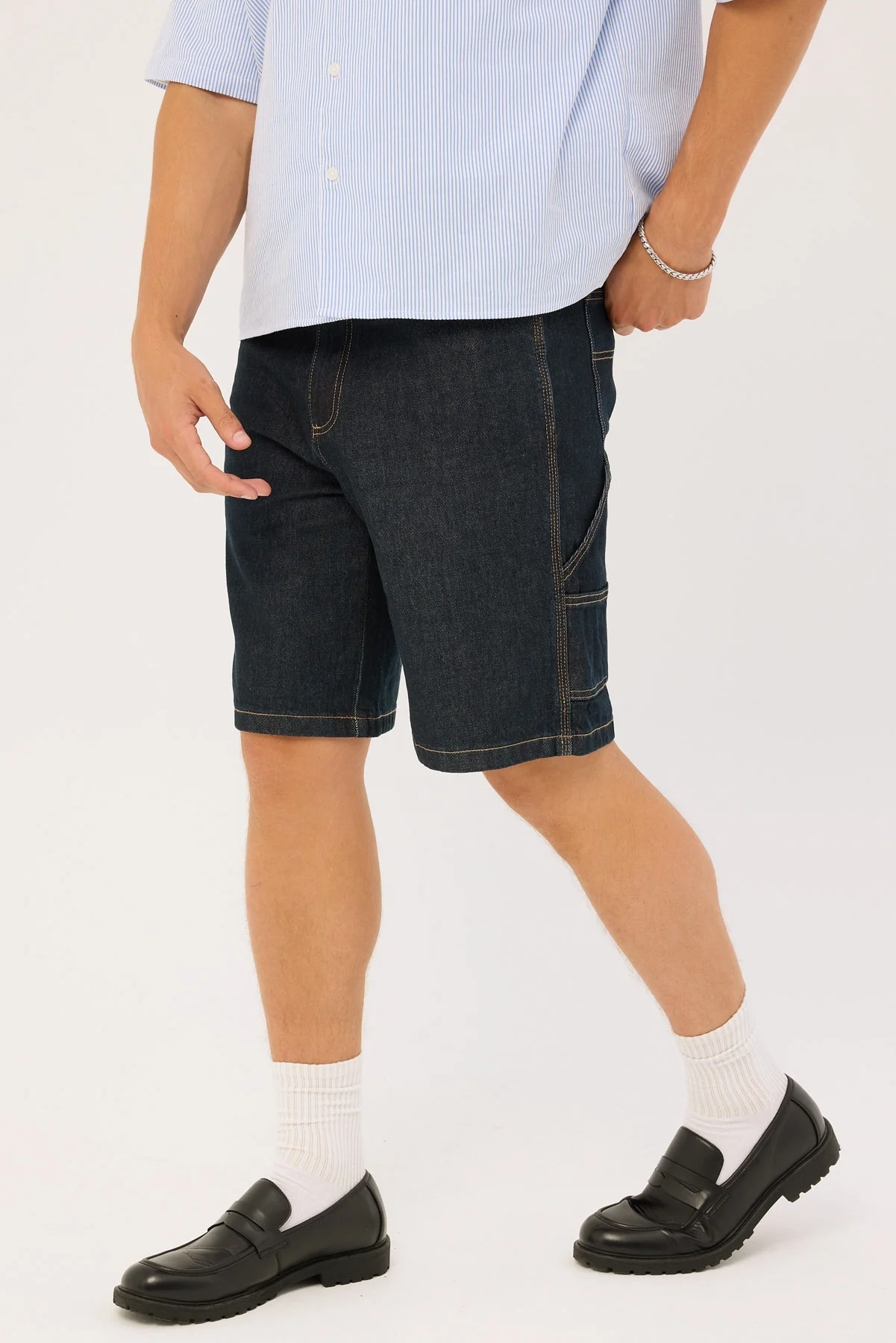 Common Need Thiago Carpenter Short Rinse Indigo - Image 4