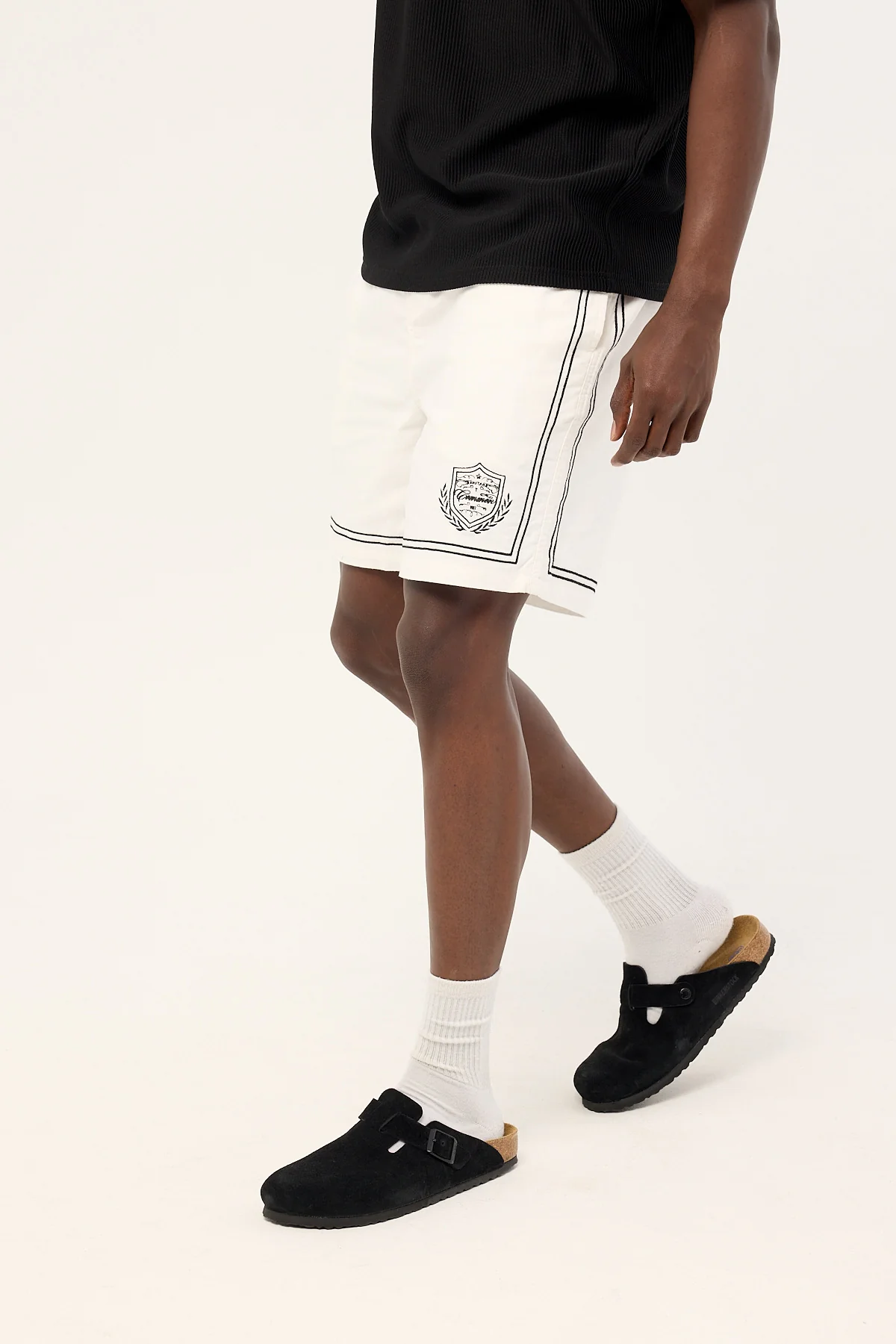 Common Need Token Elastic Waist Short White - Image 3