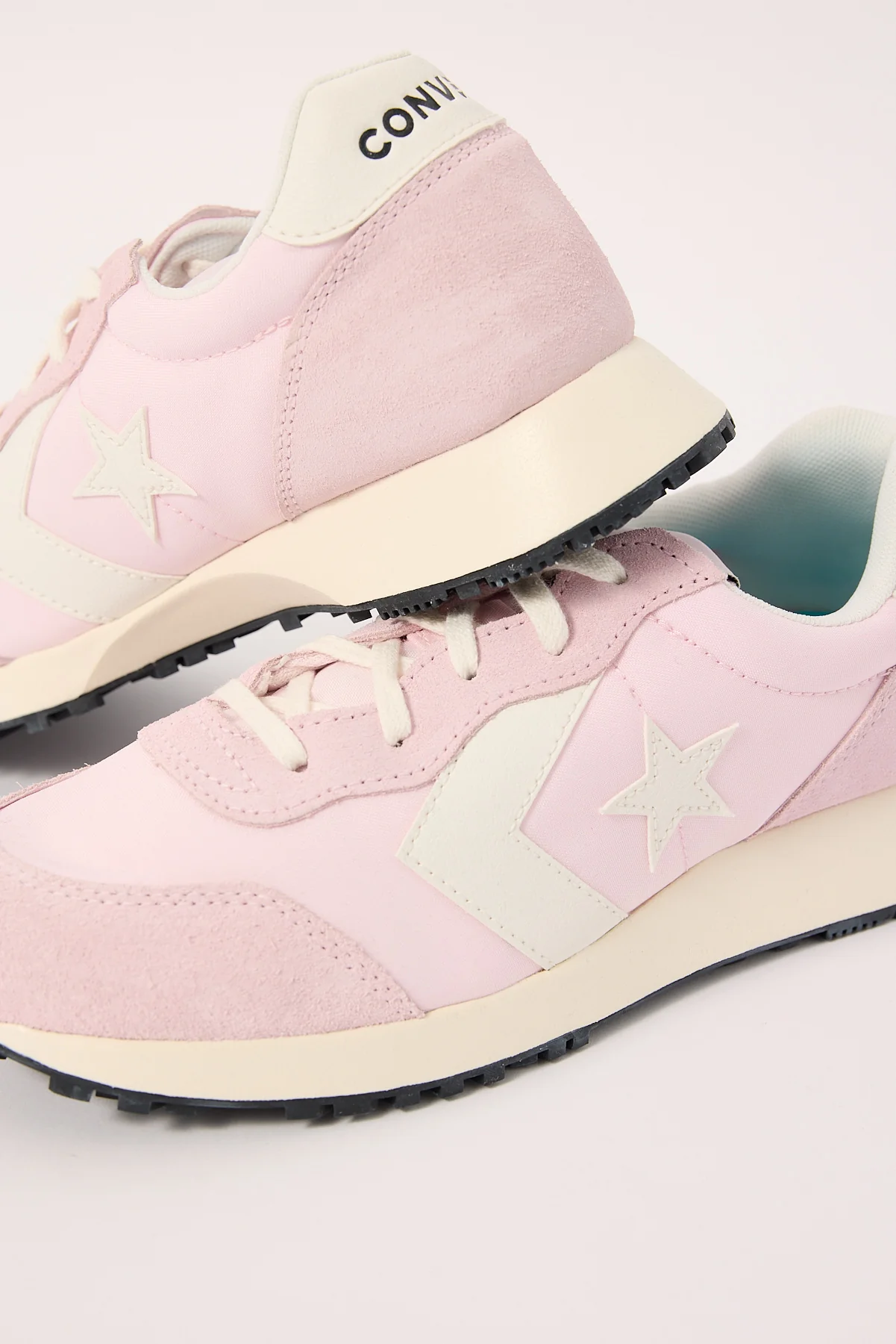 Converse Omega Trainer Sneaker Summit Pink - Image 4