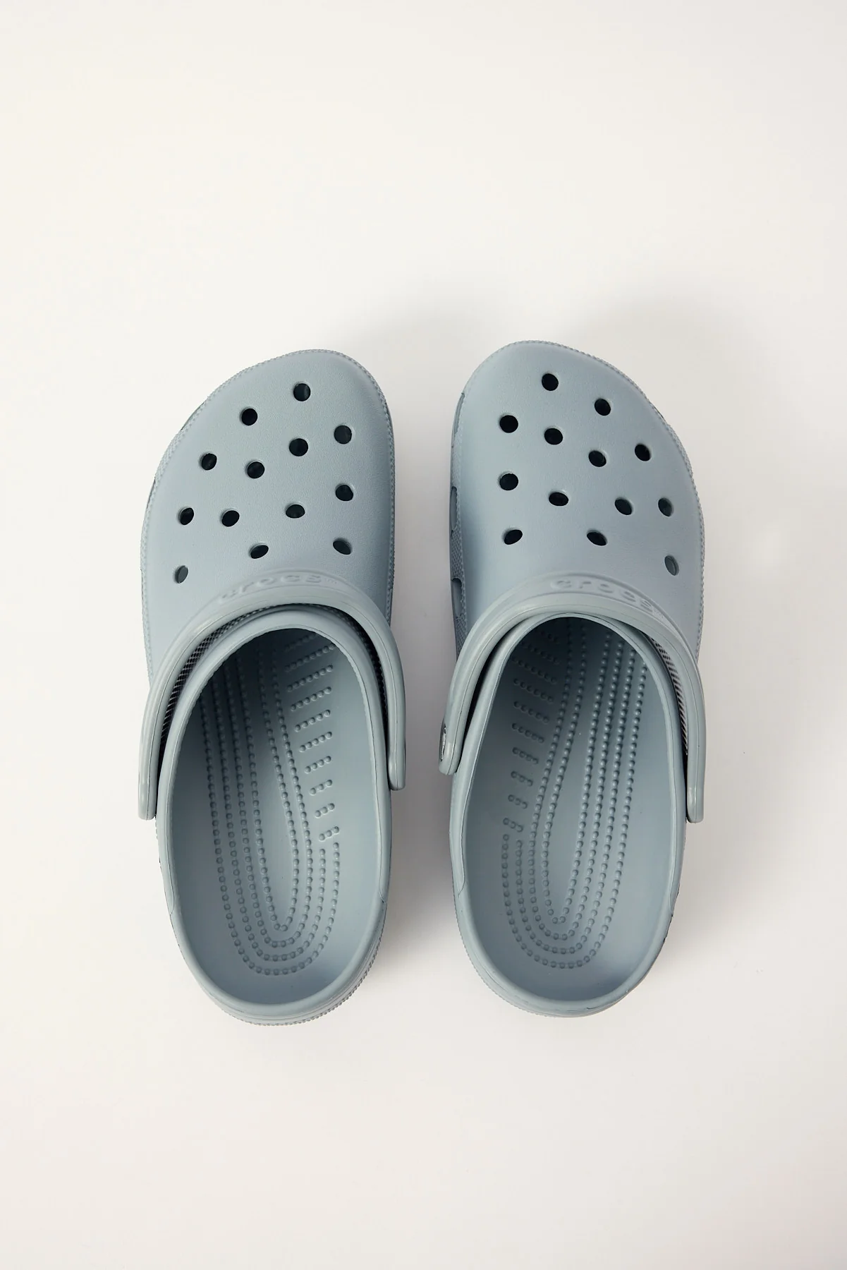 Crocs Classic Clog Concrete - Image 2