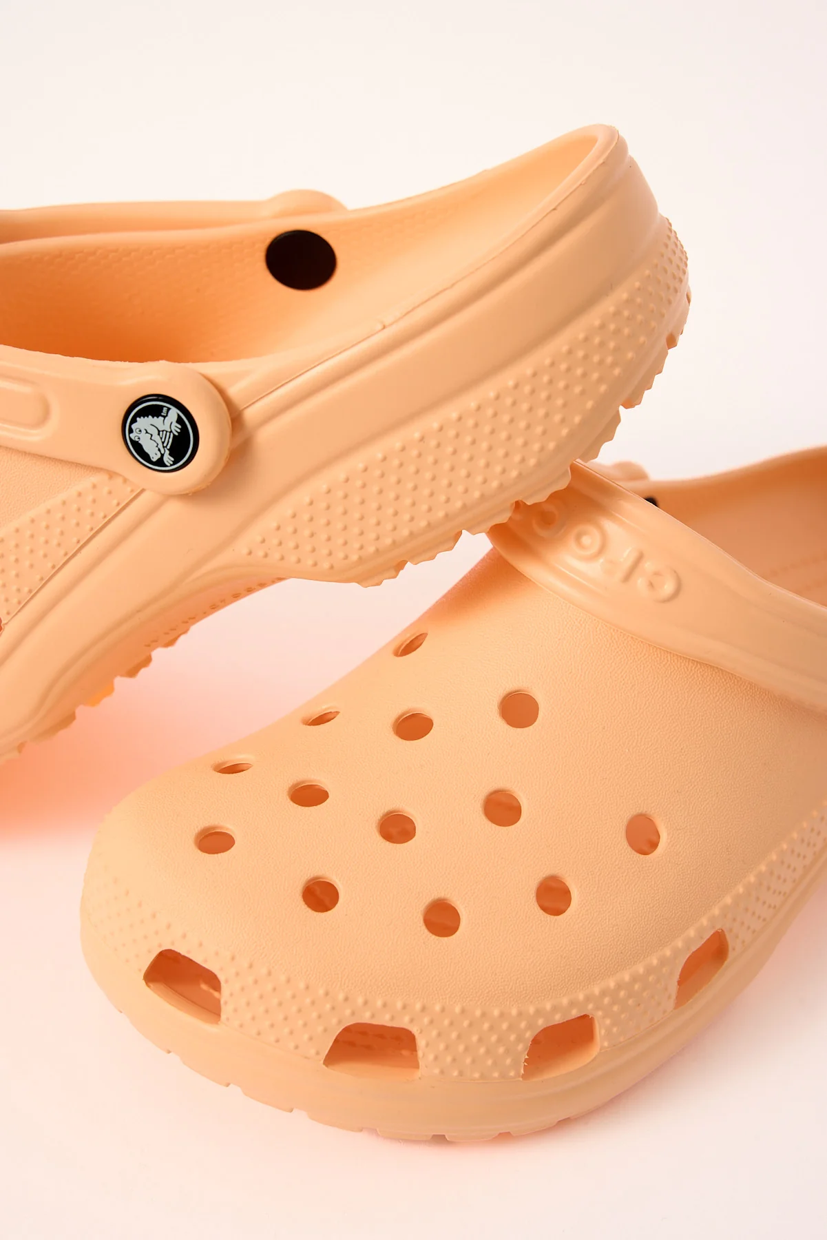 Crocs Classic Clog Electric Sunstone - Image 4