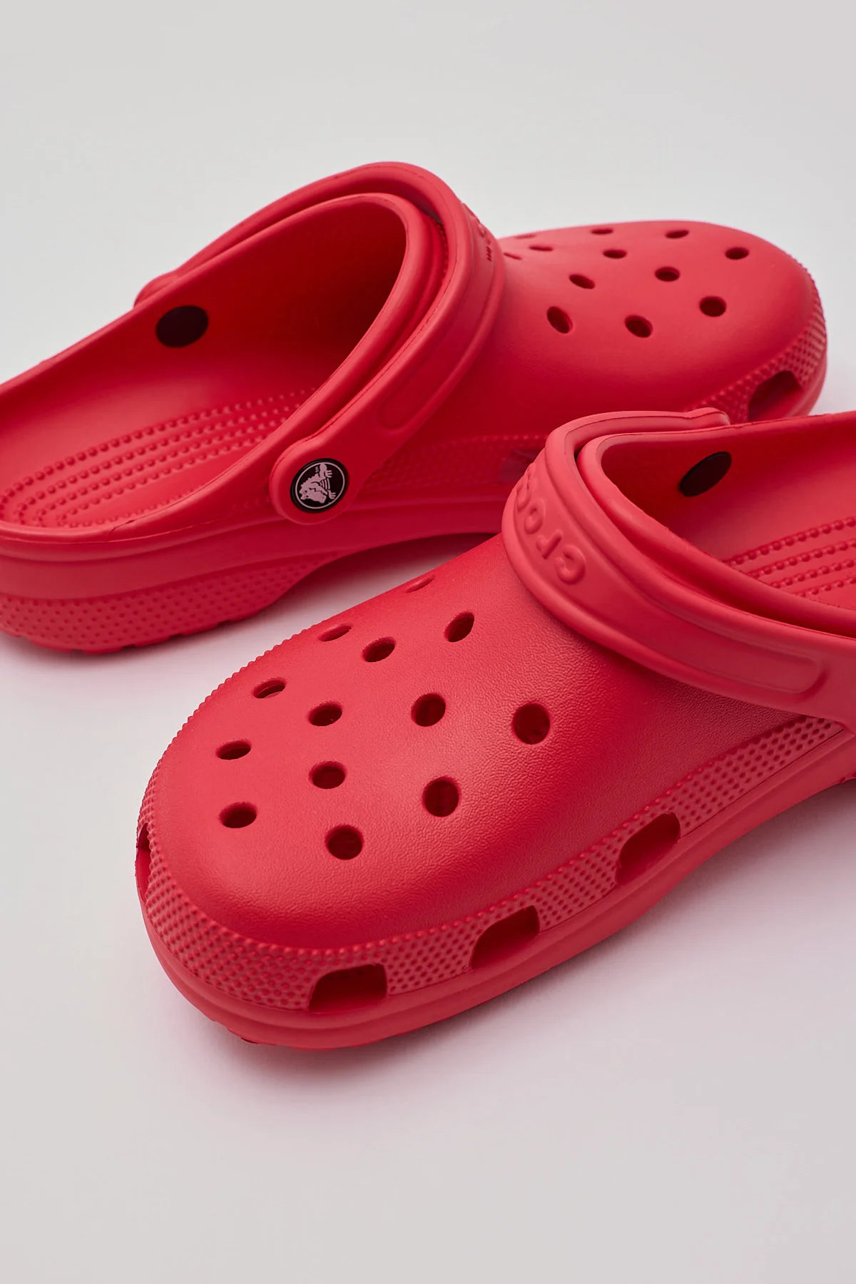 Crocs Classic Clog Varsity Red - Image 4