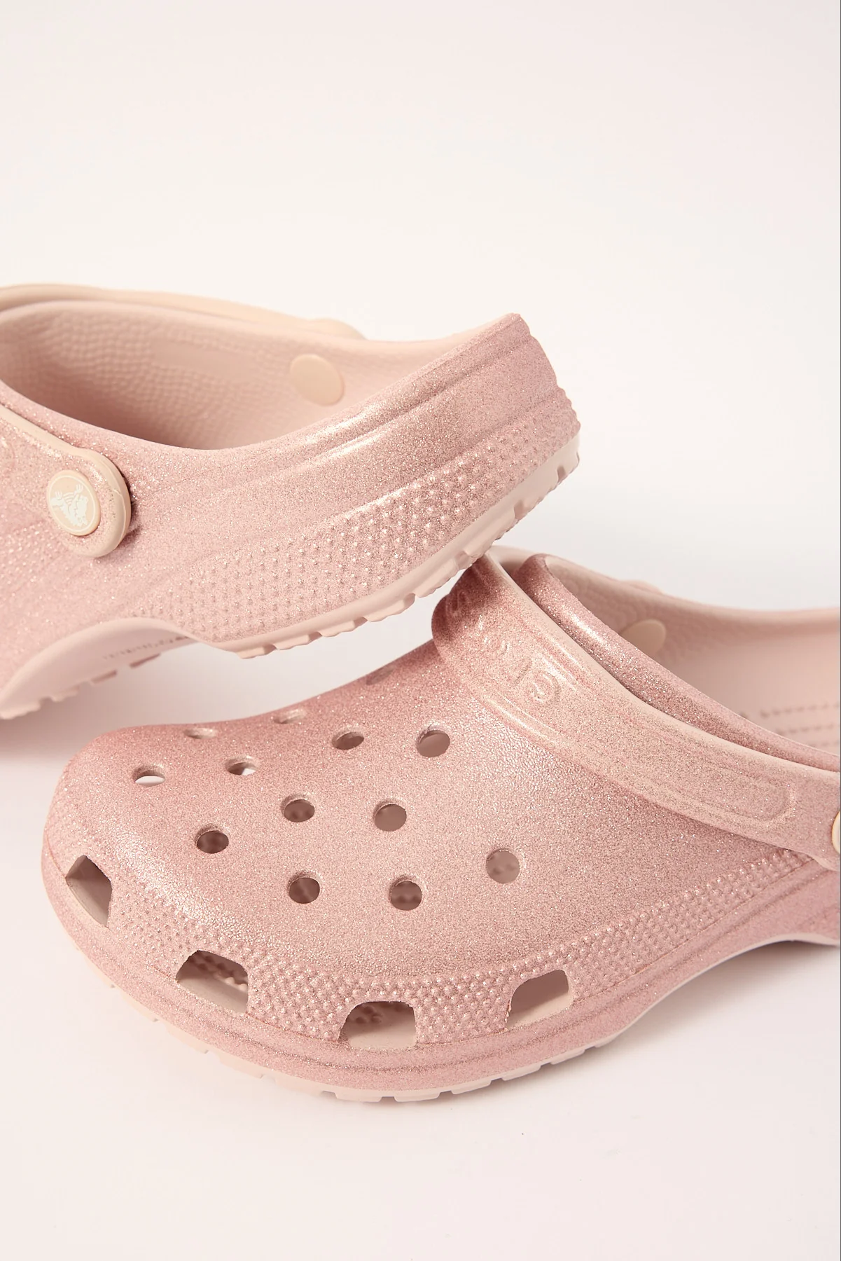 Crocs Classic Glitter Clog Quartz - Image 4