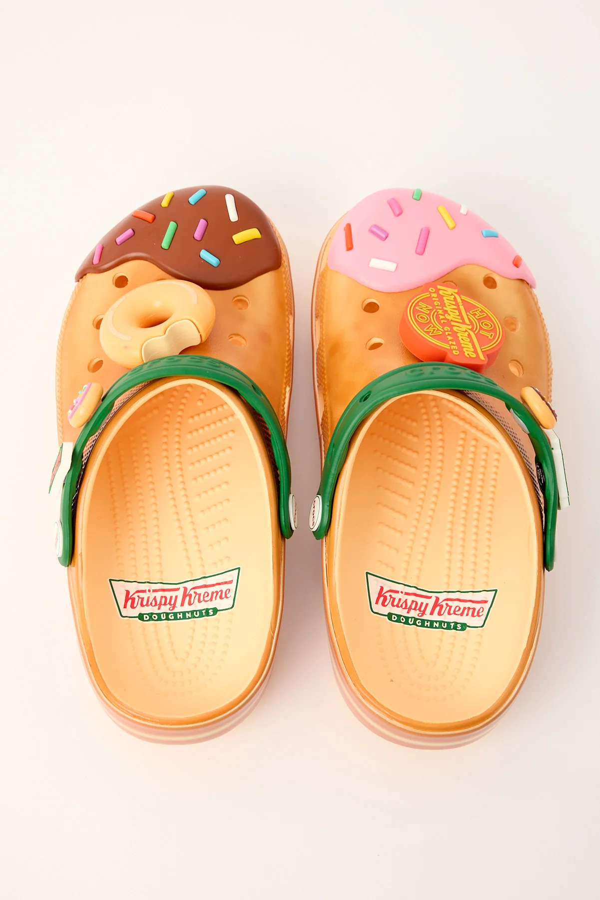 Crocs Krispy Kreme Classic Clog Golden Hour - Image 2