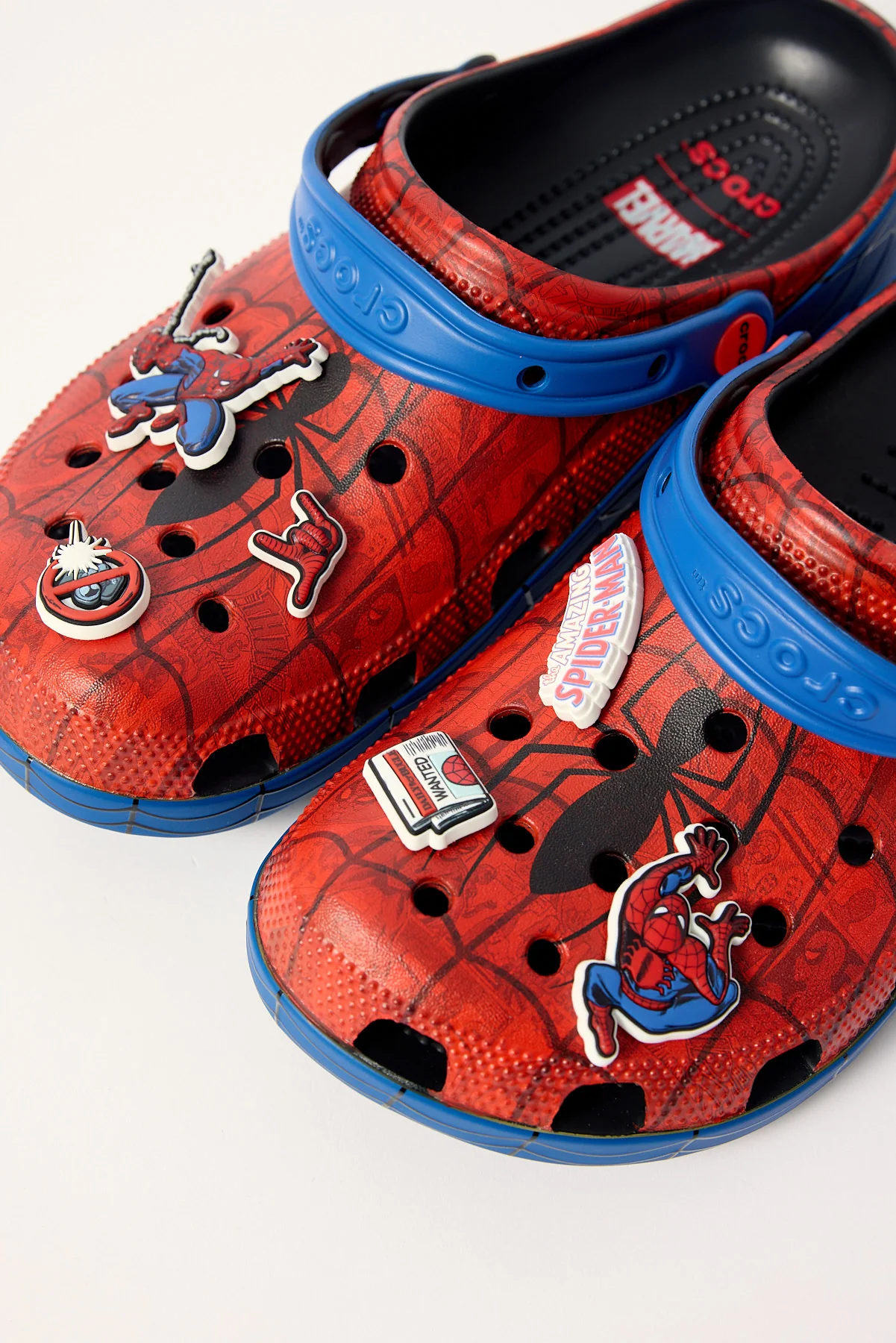 Crocs Spiderman Classic Clog Red - Image 4