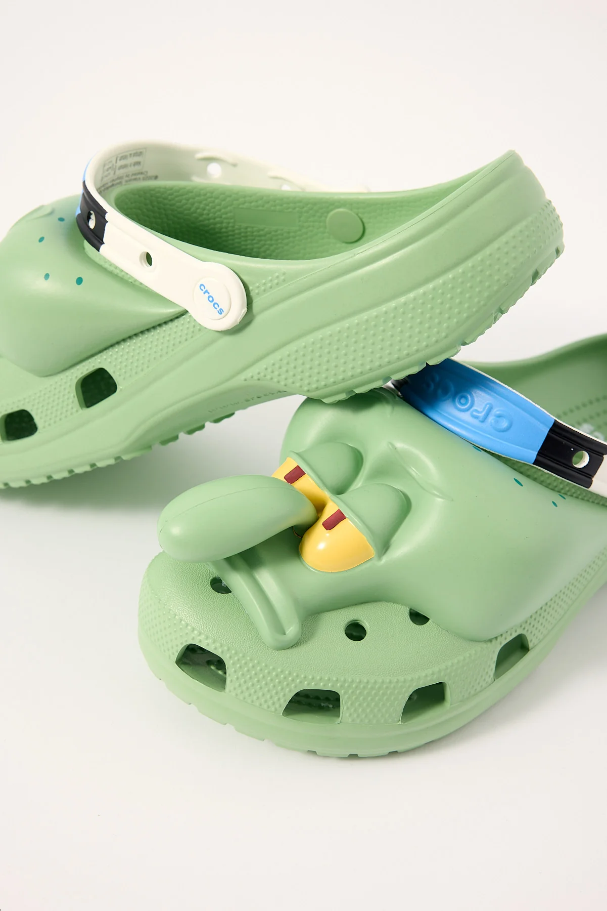 Crocs Spongebob Squidward Classic Clog Green - Image 4