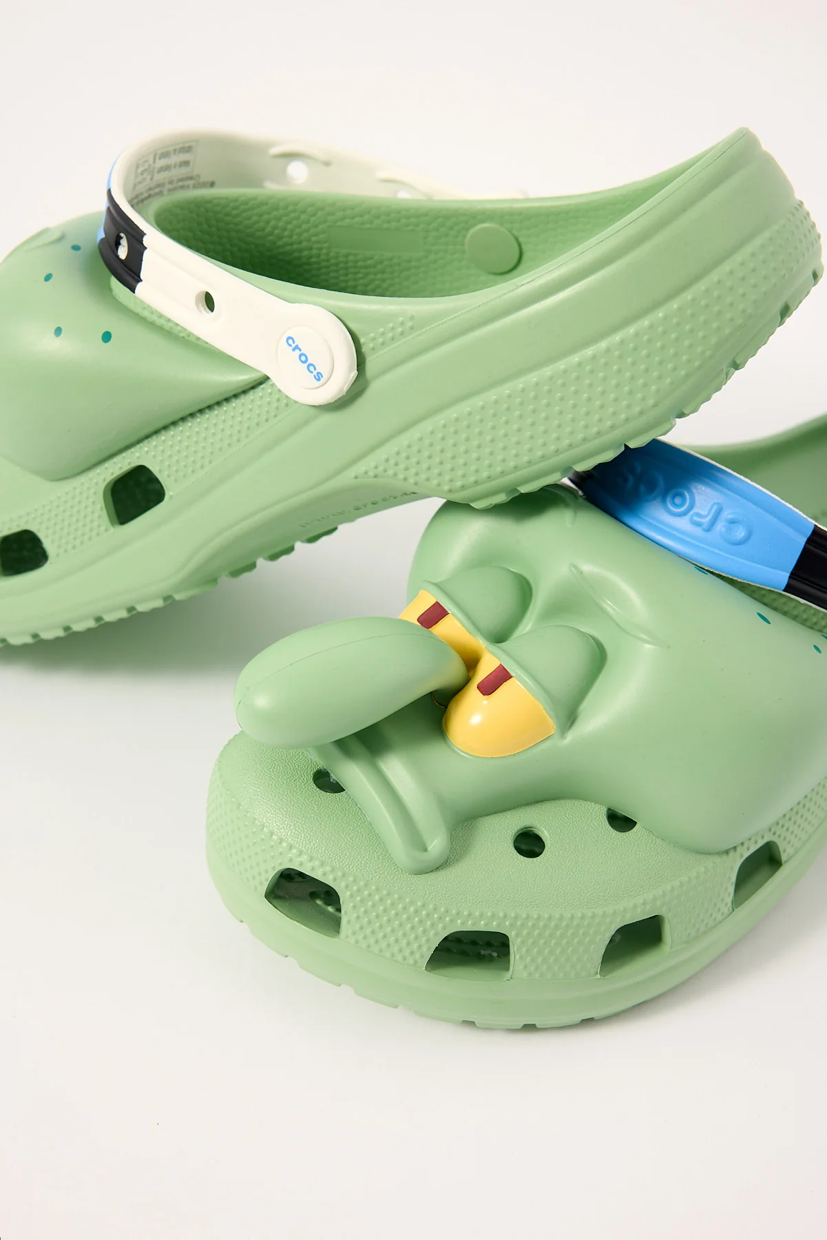 Crocs Spongebob Squidward Classic Clog Green - Image 4