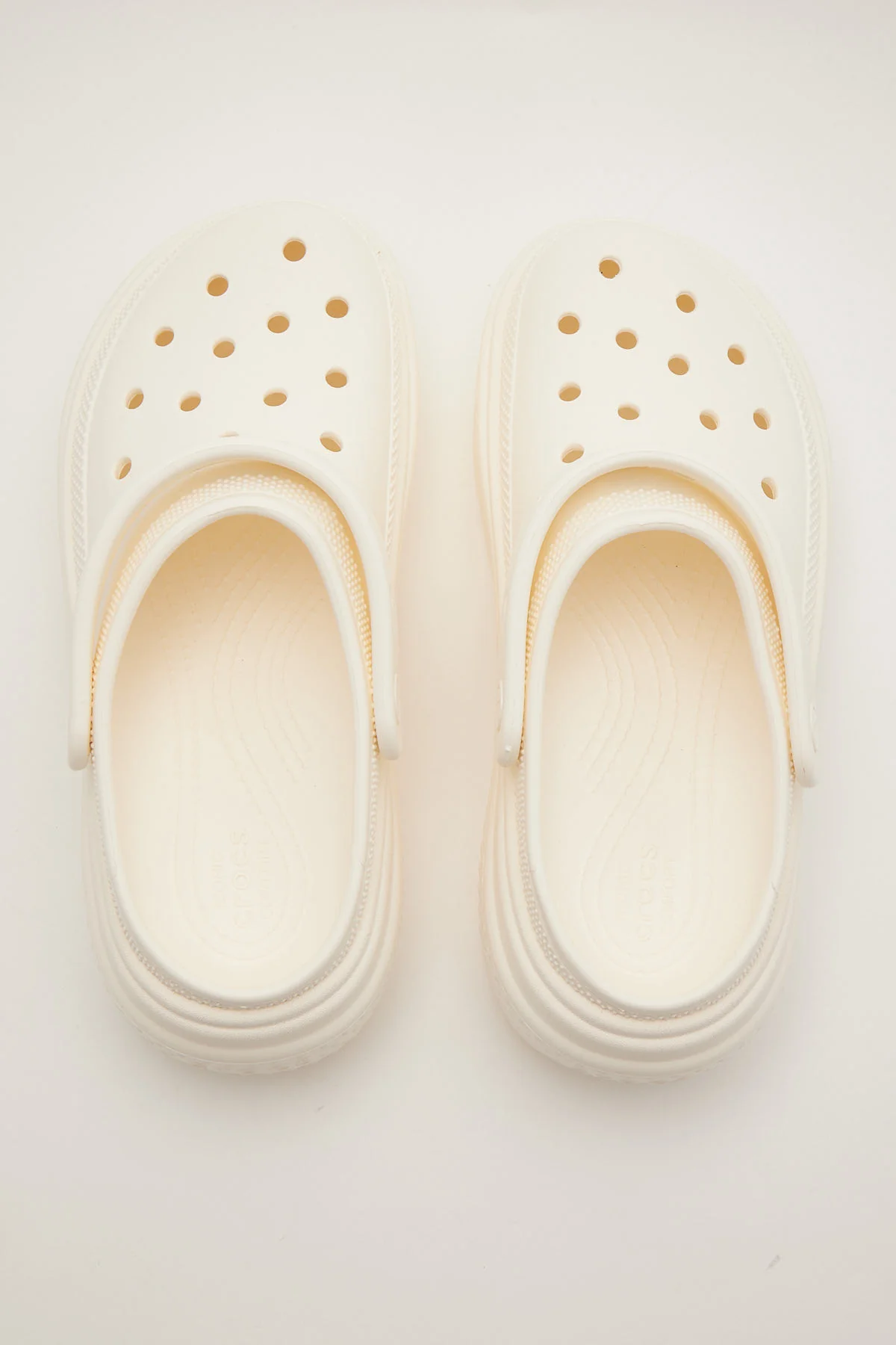 Crocs Stomp Clog Chalk - Image 3